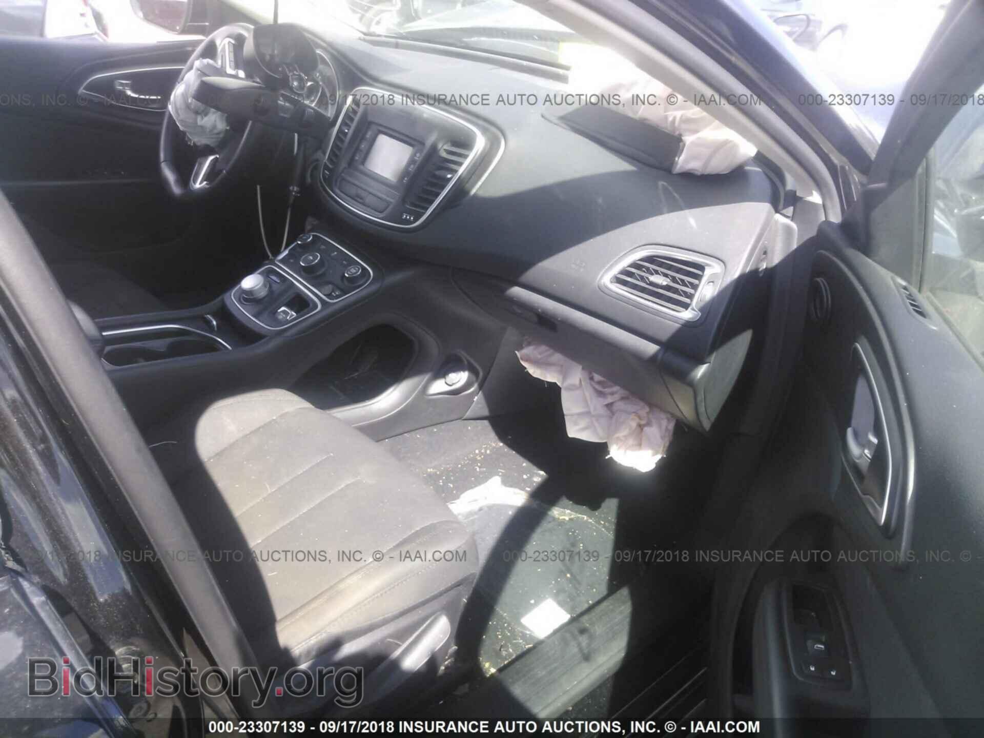 2017 CHRYSLER 200 - VIN: 1C3CCCFBXHN505609 - Фото 5