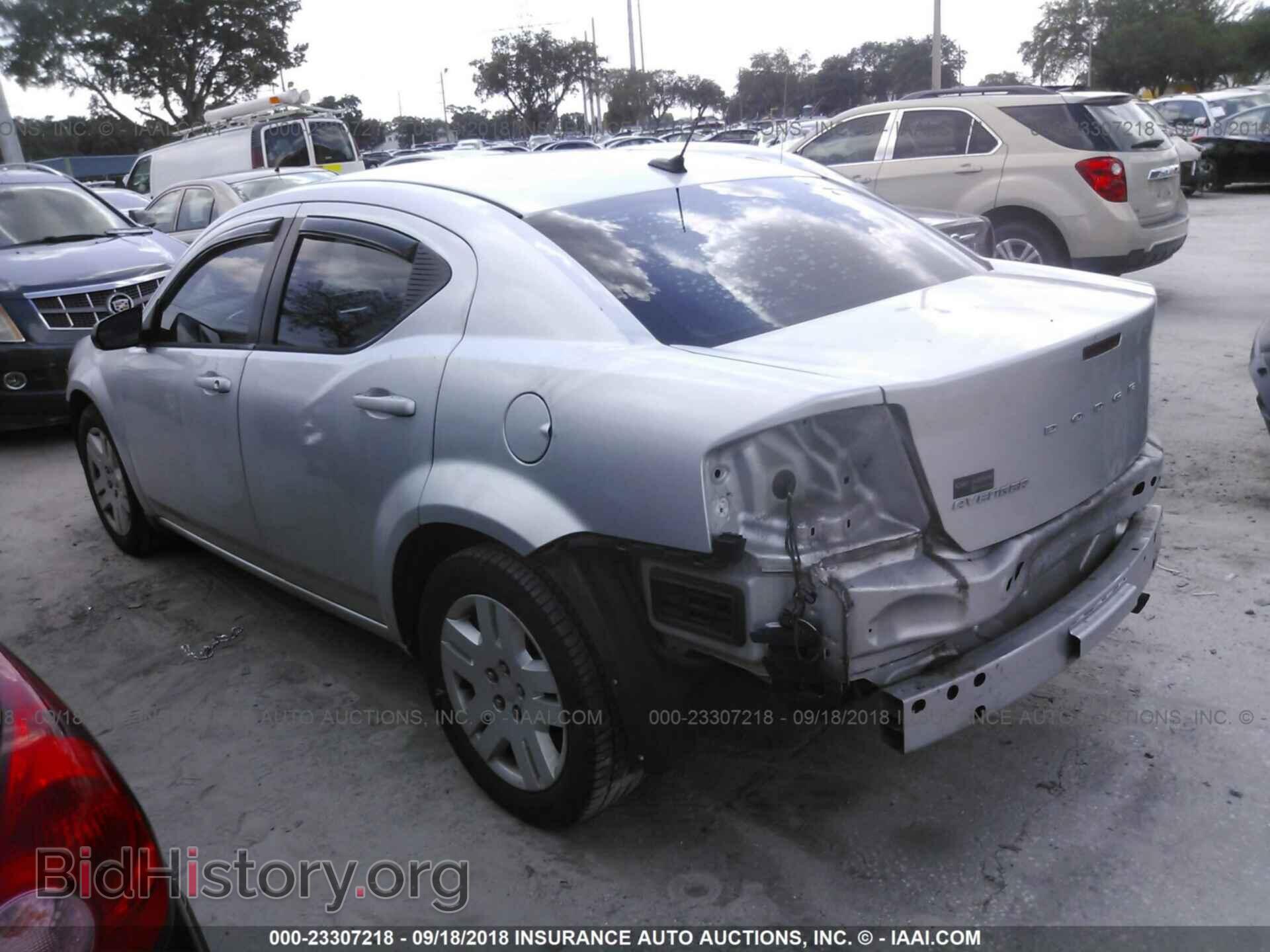 2011 Dodge Avenger - VIN: 1B3BD4FB8BN608949 - Фото 3