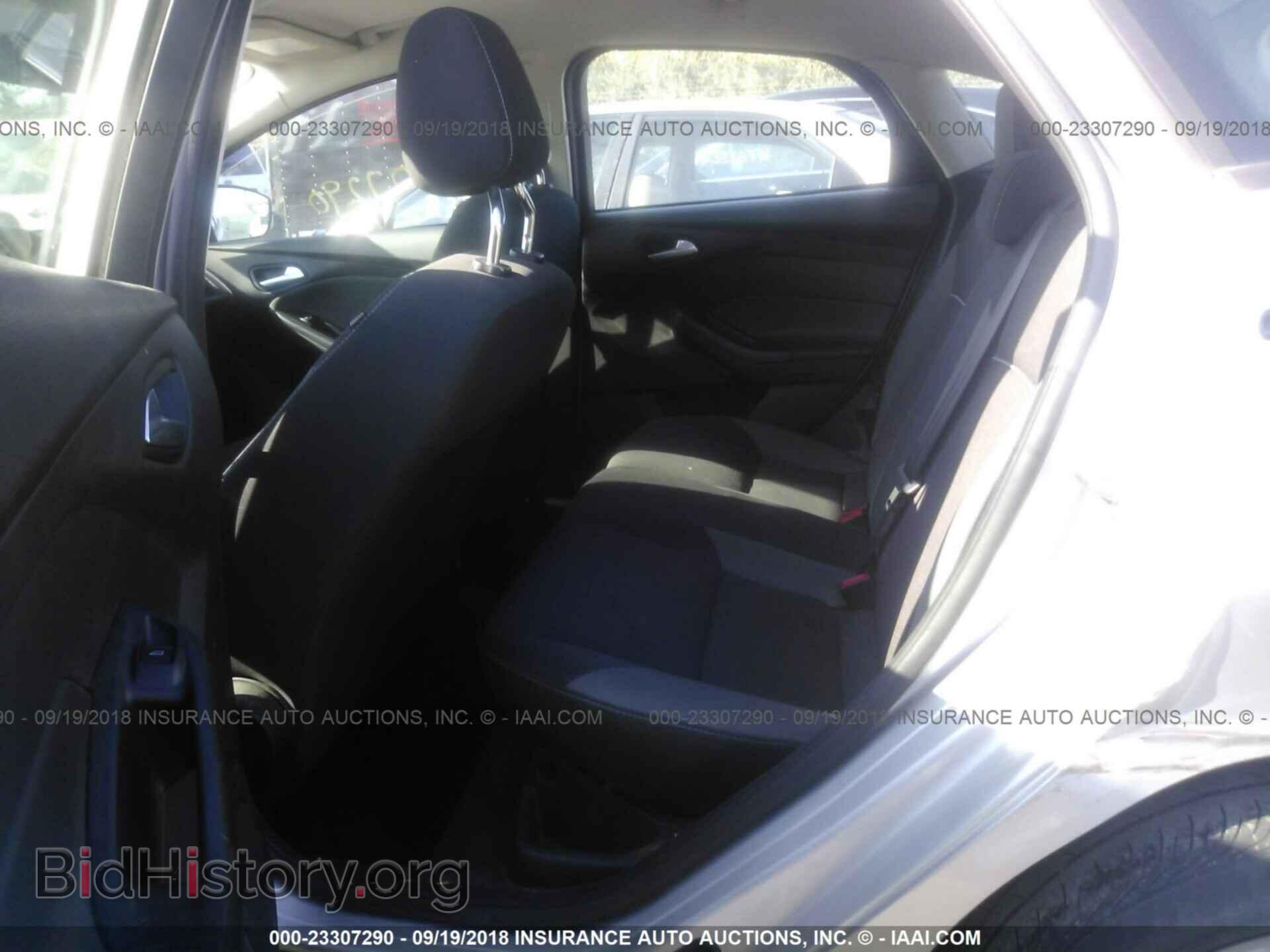 2012 Ford Focus - VIN: 1FAHP3K24CL234617 - Photo 8