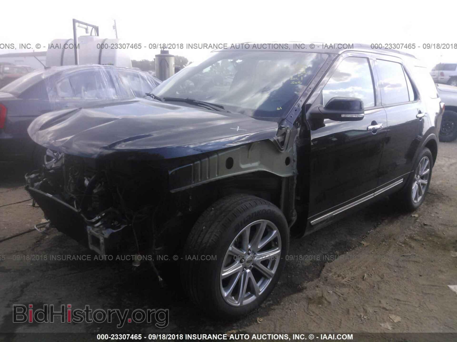 2016 Ford Explorer - VIN: 1FM5K8F83GGC25778 - Фото 2