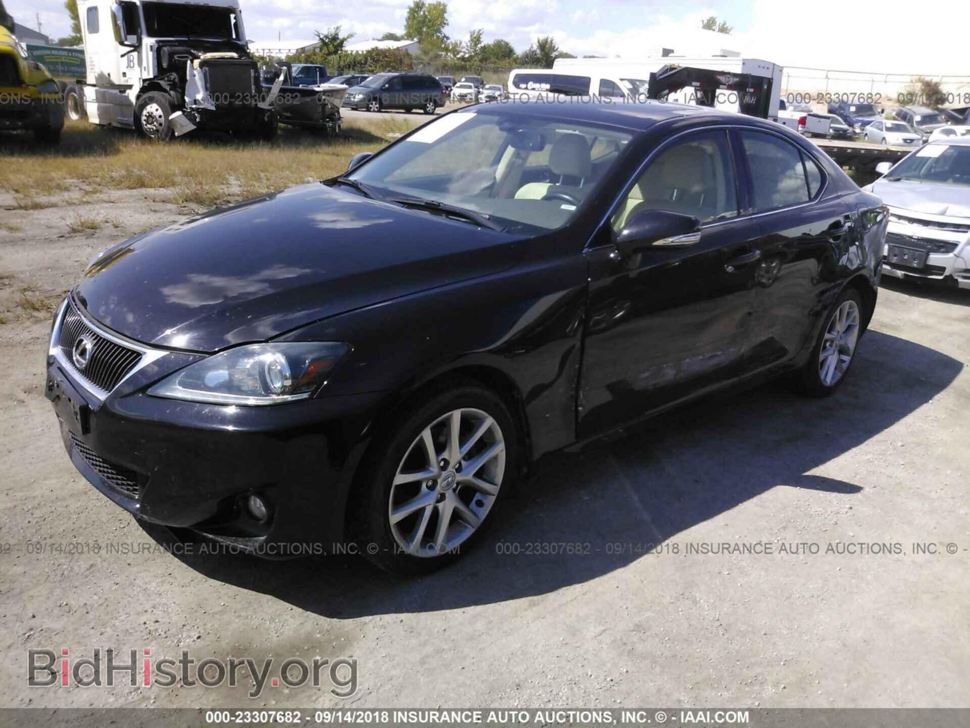 2011 Lexus Is - VIN: JTHCF5C29B2035339 - Фото 2