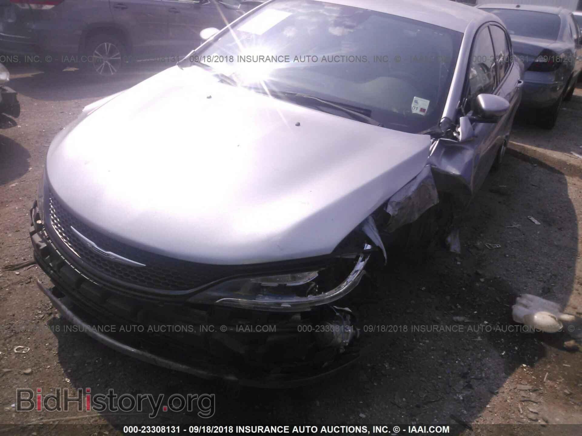 2015 Chrysler 200 - VIN: 1C3CCCBBXFN590891 - Photo 2