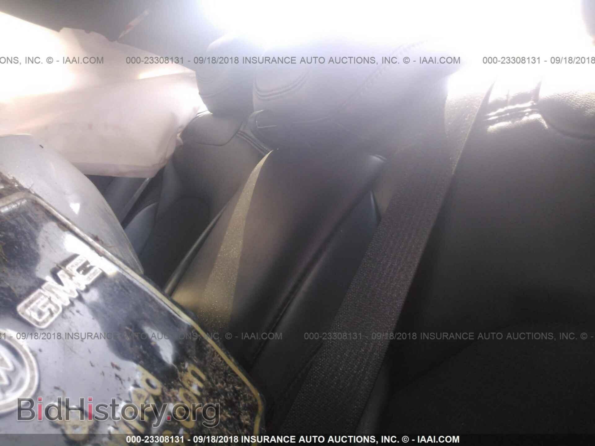 2015 Chrysler 200 - VIN: 1C3CCCBBXFN590891 - Photo 8