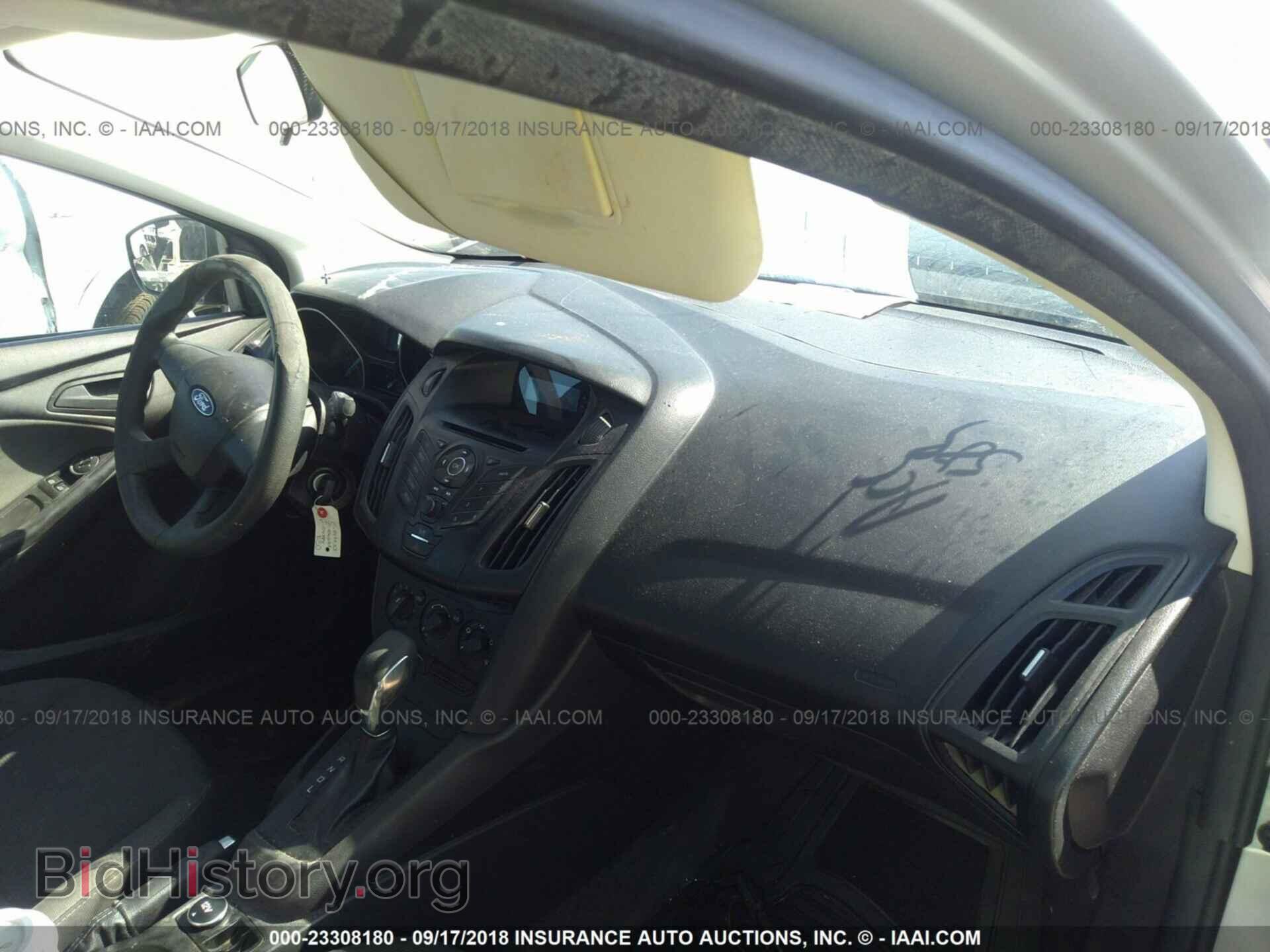 2012 Ford Focus - VIN: 1FAHP3E28CL274484 - Фото 5