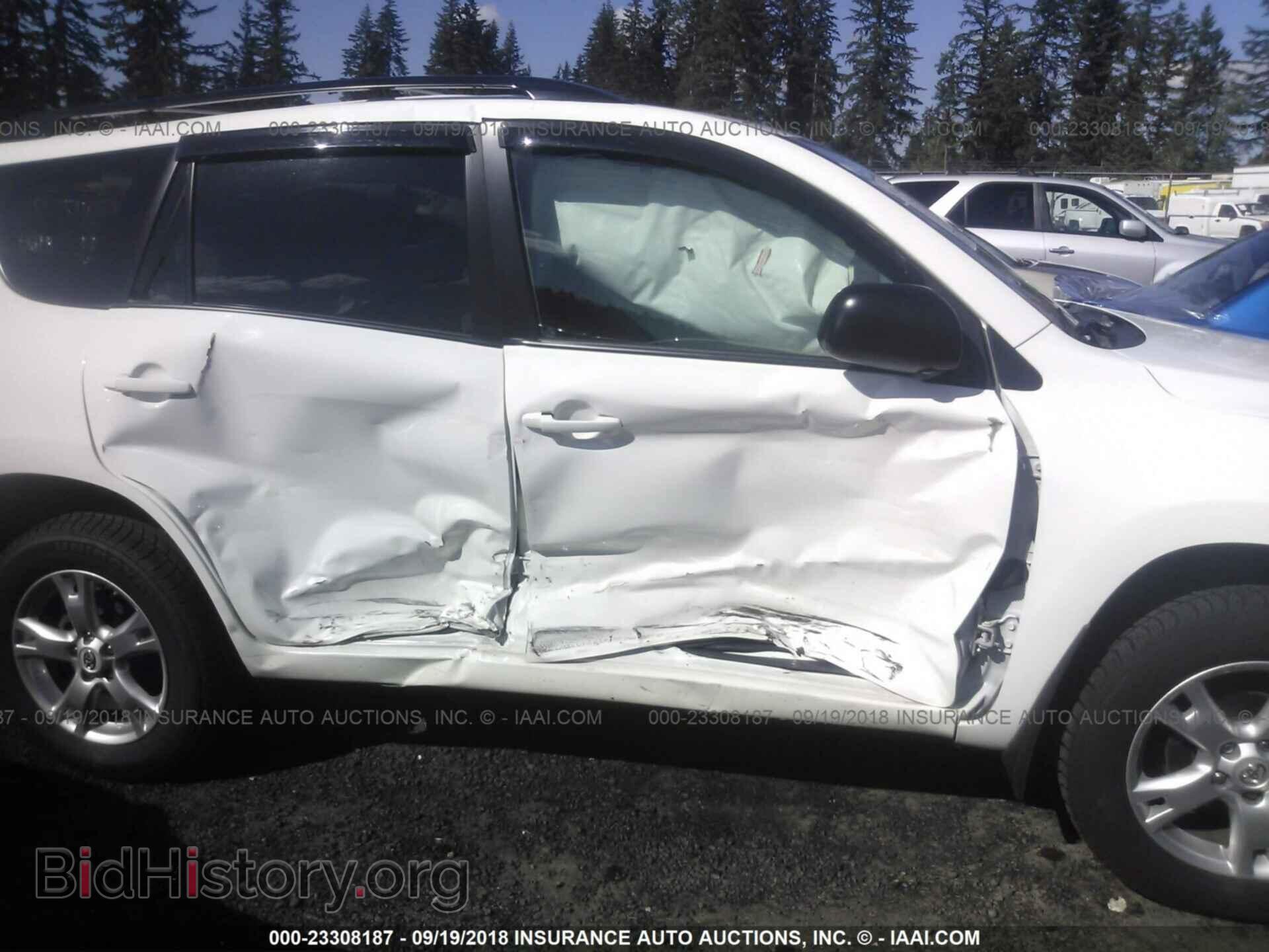 2011 Toyota Rav4 - VIN: 2T3BF4DV6BW090712 - Фото 6