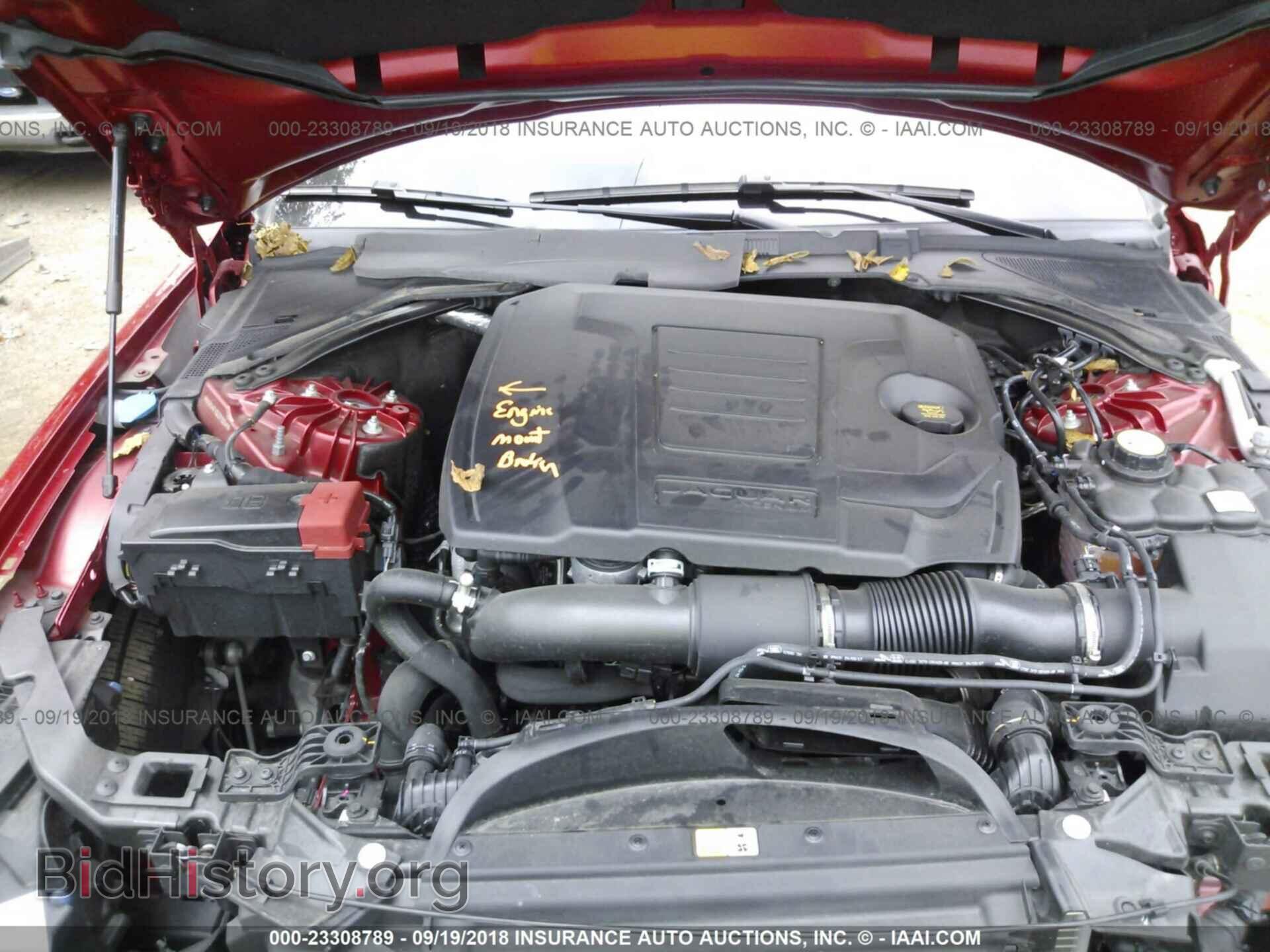 2018 Jaguar Xe - VIN: SAJAJ4FX0JCP20249 - Photo 10