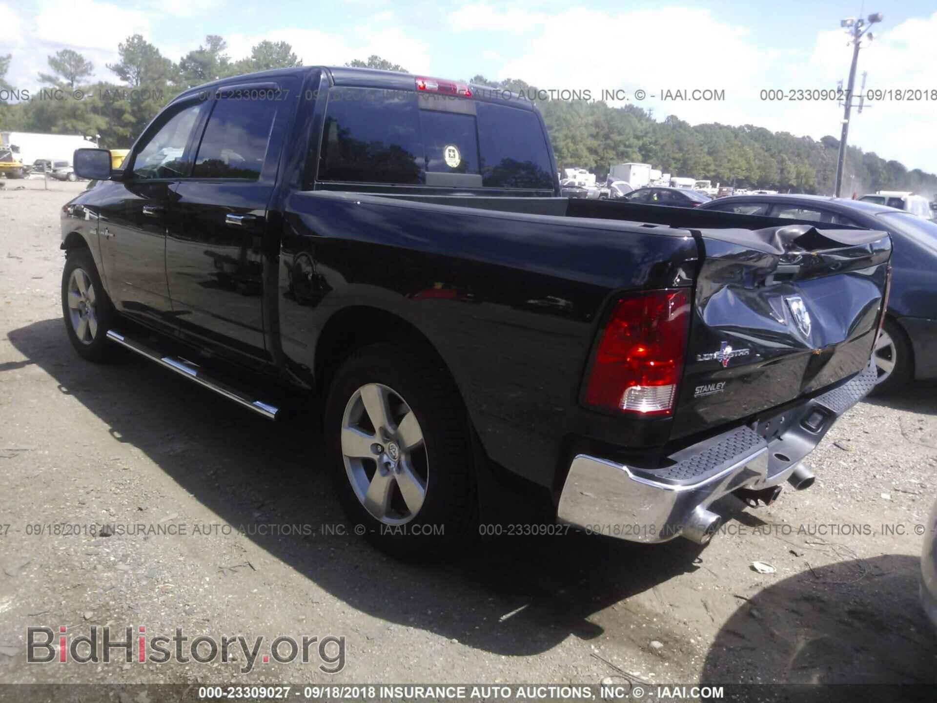 2012 Dodge Ram 1500 - VIN: 1C6RD6LT0CS318186 - Фото 3