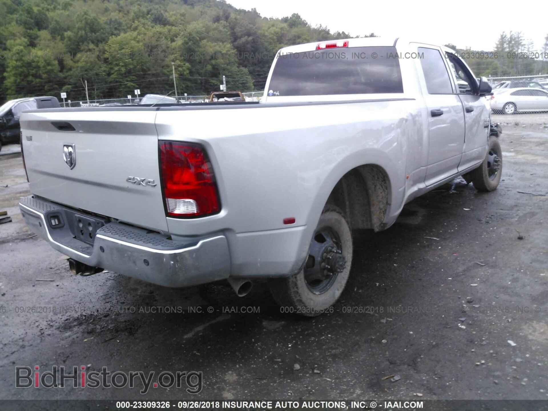 2017 Ram 3500 - VIN: 3C63RRGL7HG723382 - Фото 4