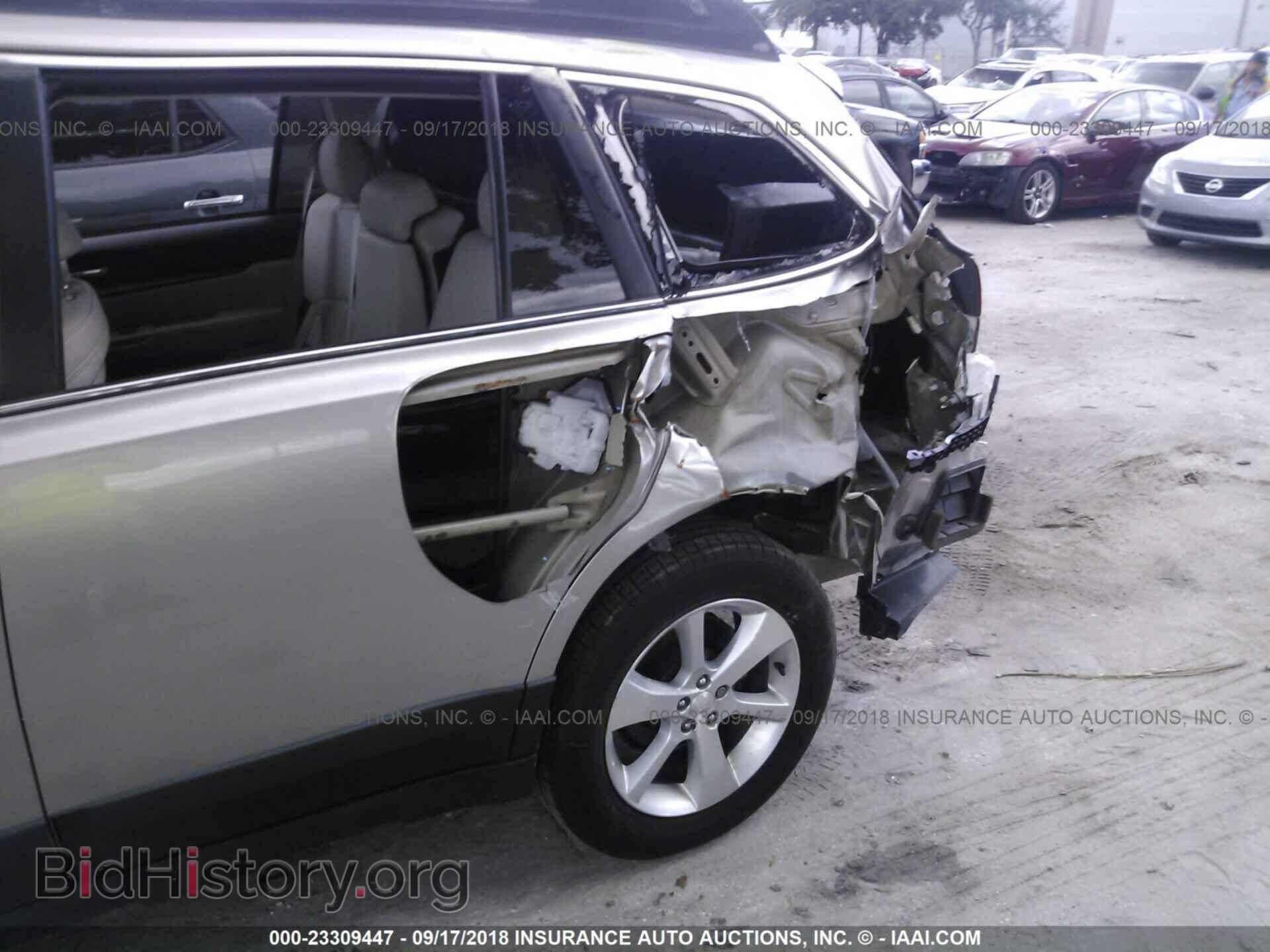 2014 Subaru Outback - VIN: 4S4BRCLC2E3211076 - Фото 6