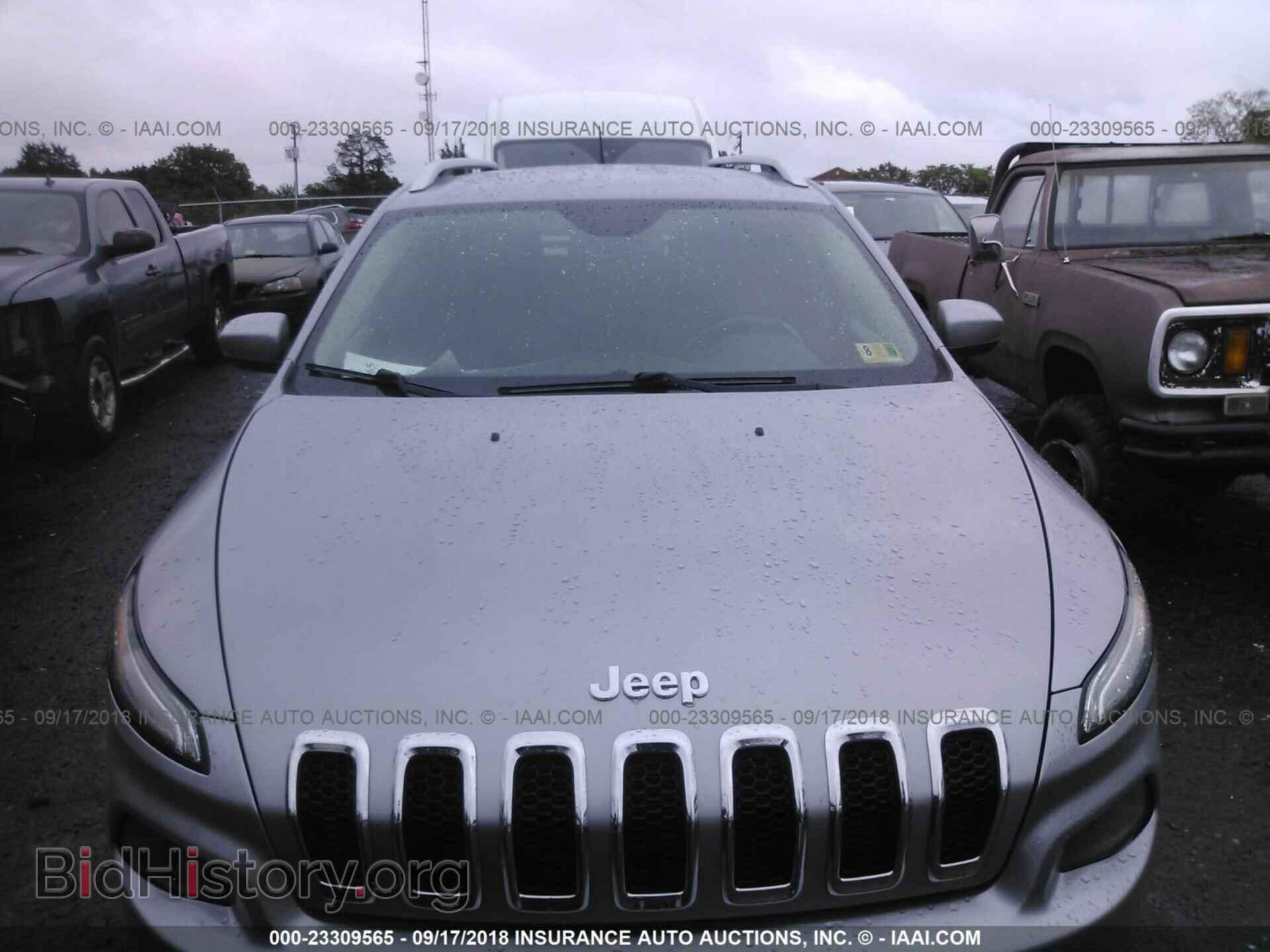 2014 Jeep Cherokee - VIN: 1C4PJMCB7EW167640 - Фото 6