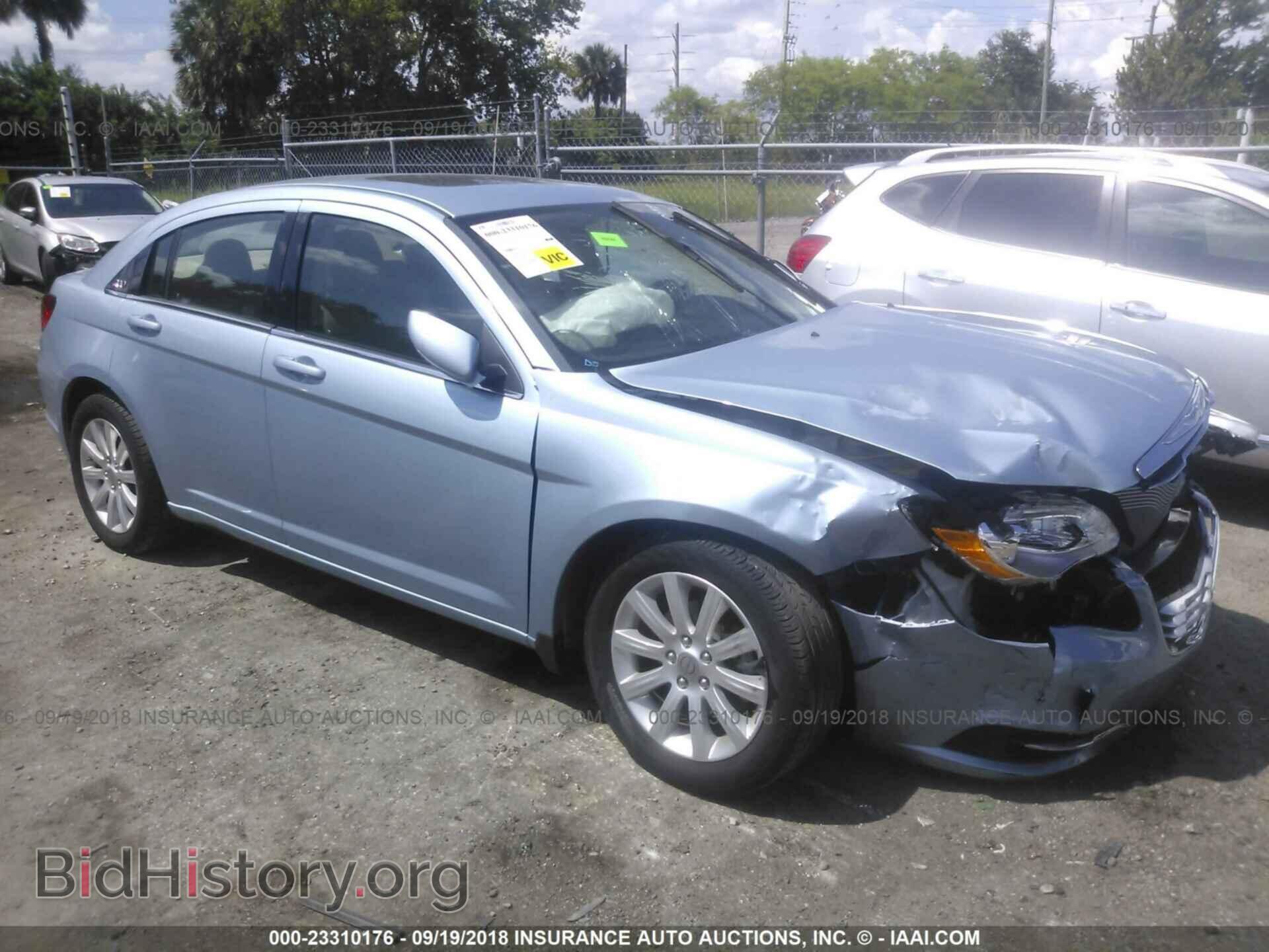 Photo 1C3CCBBB1DN543630 - Chrysler 200 2013