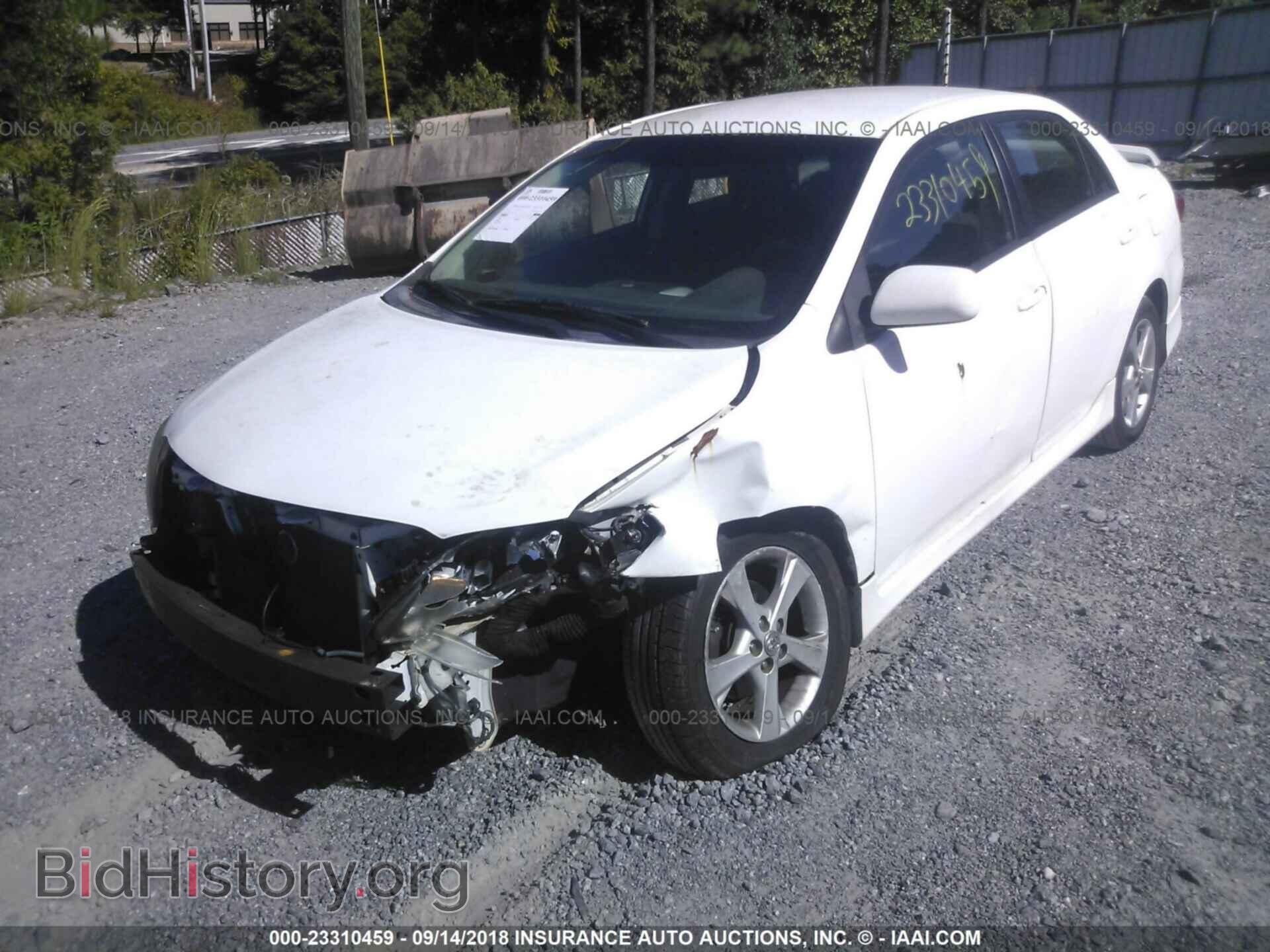 2011 Toyota Corolla - VIN: 2T1BU4EE0BC726524 - Фото 2