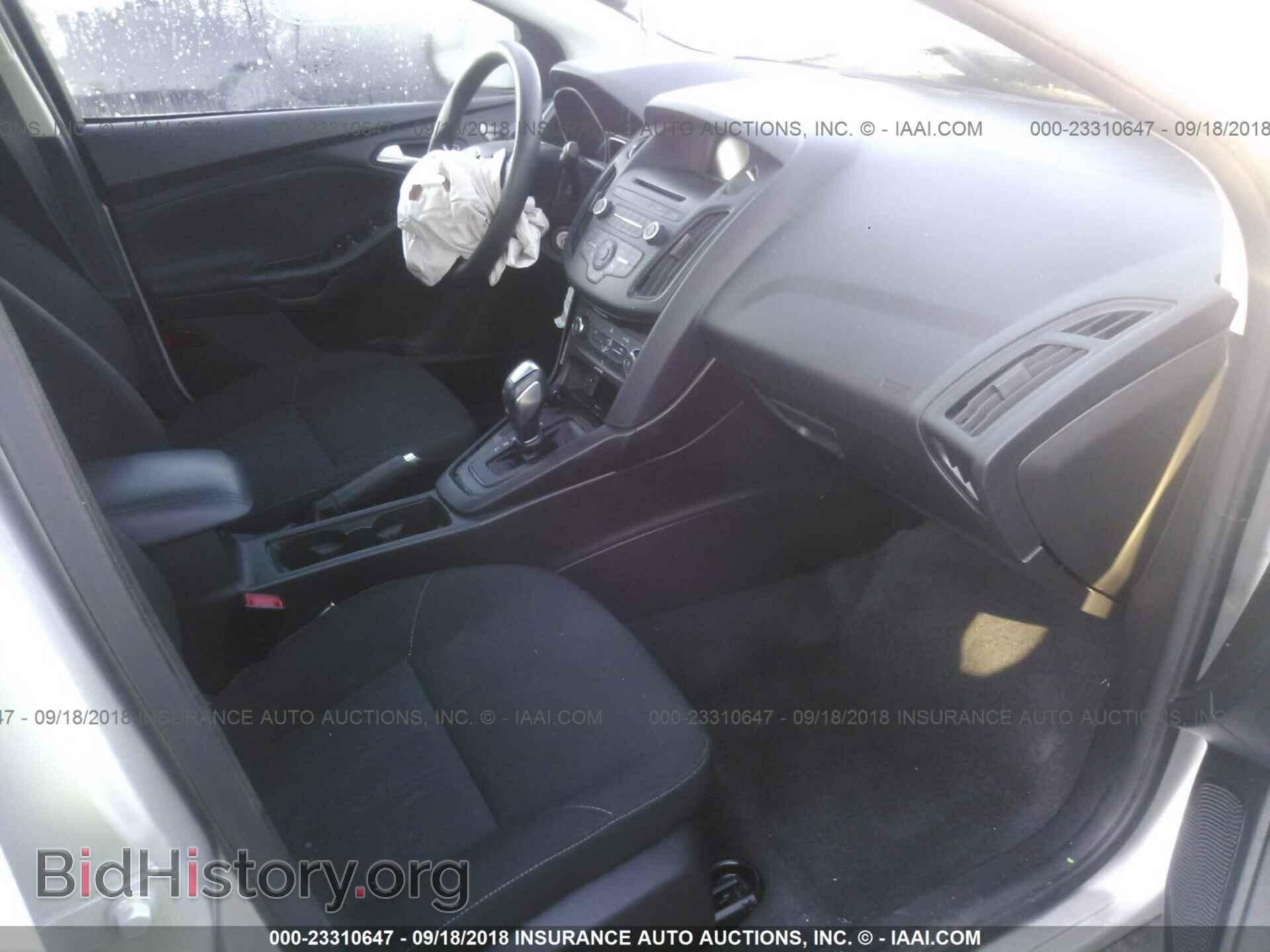 2015 Ford Focus - VIN: 1FADP3F23FL287001 - Photo 5