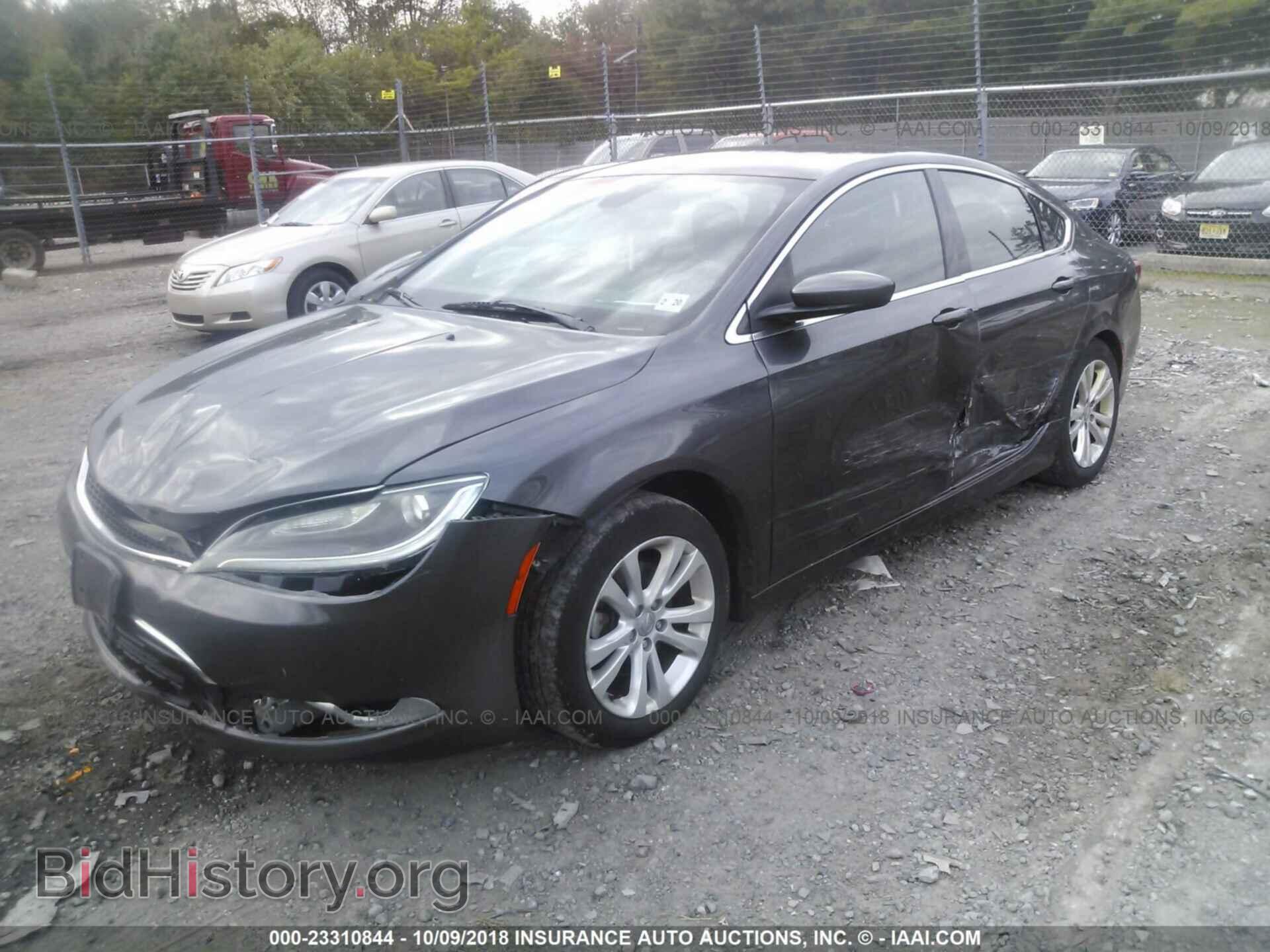 2015 Chrysler 200 - VIN: 1C3CCCAB6FN654006 - Photo 2