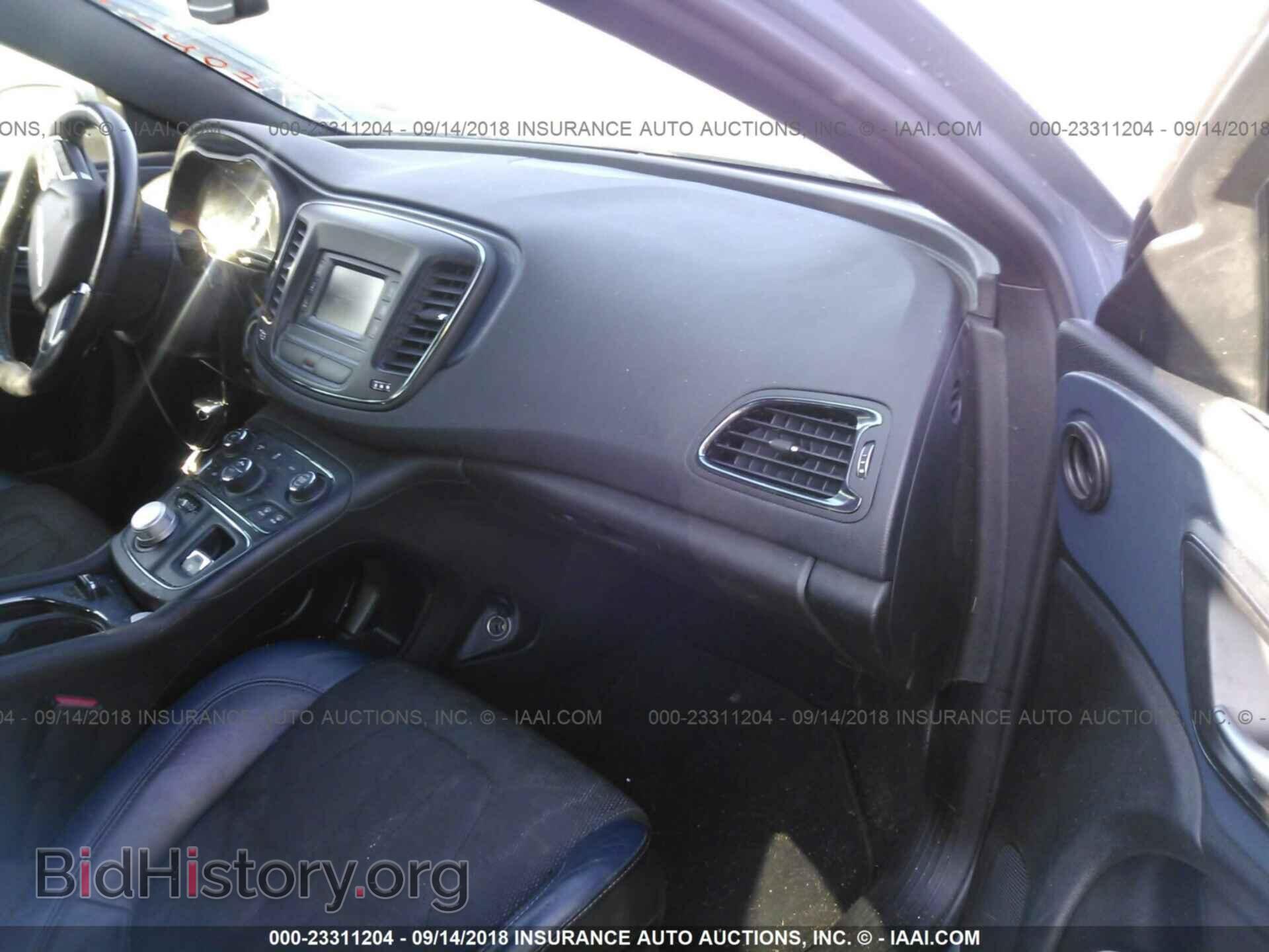 2015 Chrysler 200 - VIN: 1C3CCCDG8FN620480 - Photo 5