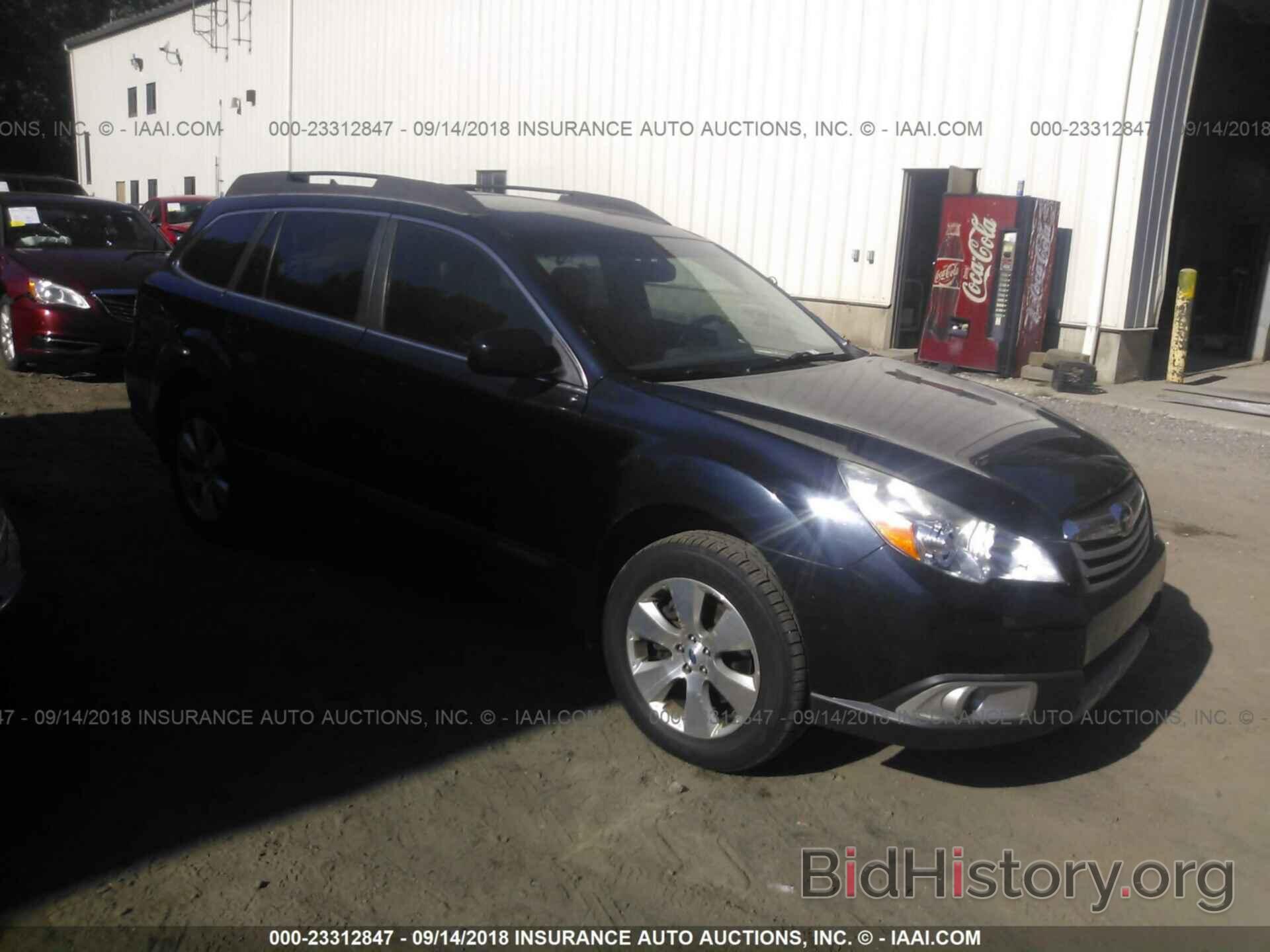 Photo 4S4BRDKC8C2288061 - Subaru Outback 2012