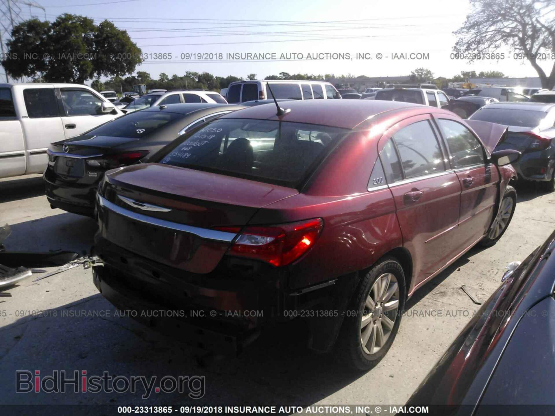 2013 Chrysler 200 - VIN: 1C3CCBBB0DN732933 - Photo 4