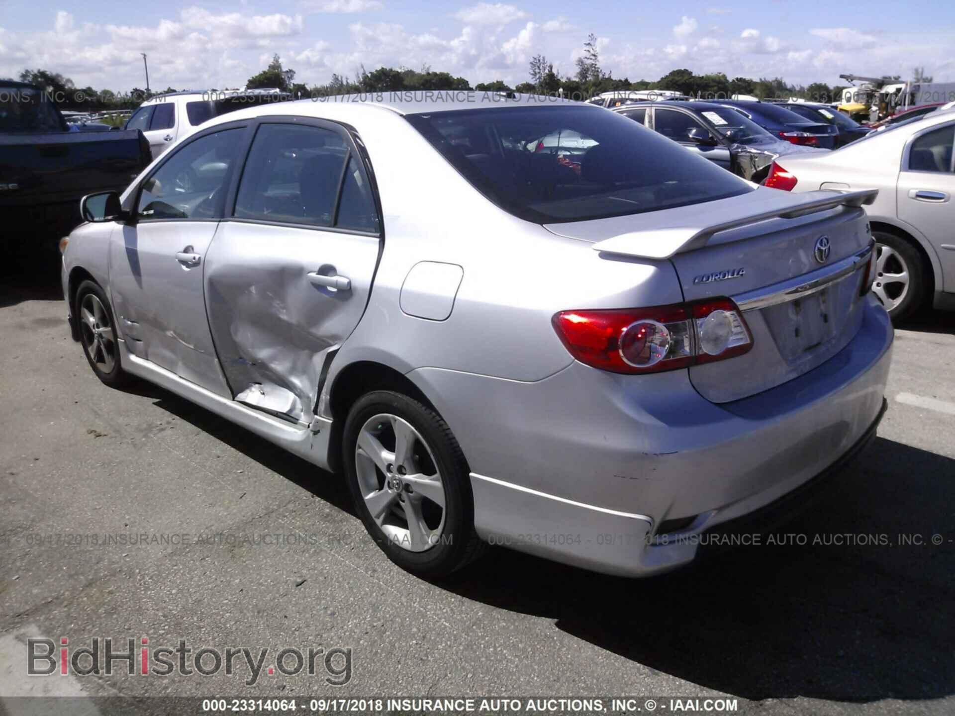 2011 Toyota Corolla - VIN: 2T1BU4EEXBC623112 - Photo 3