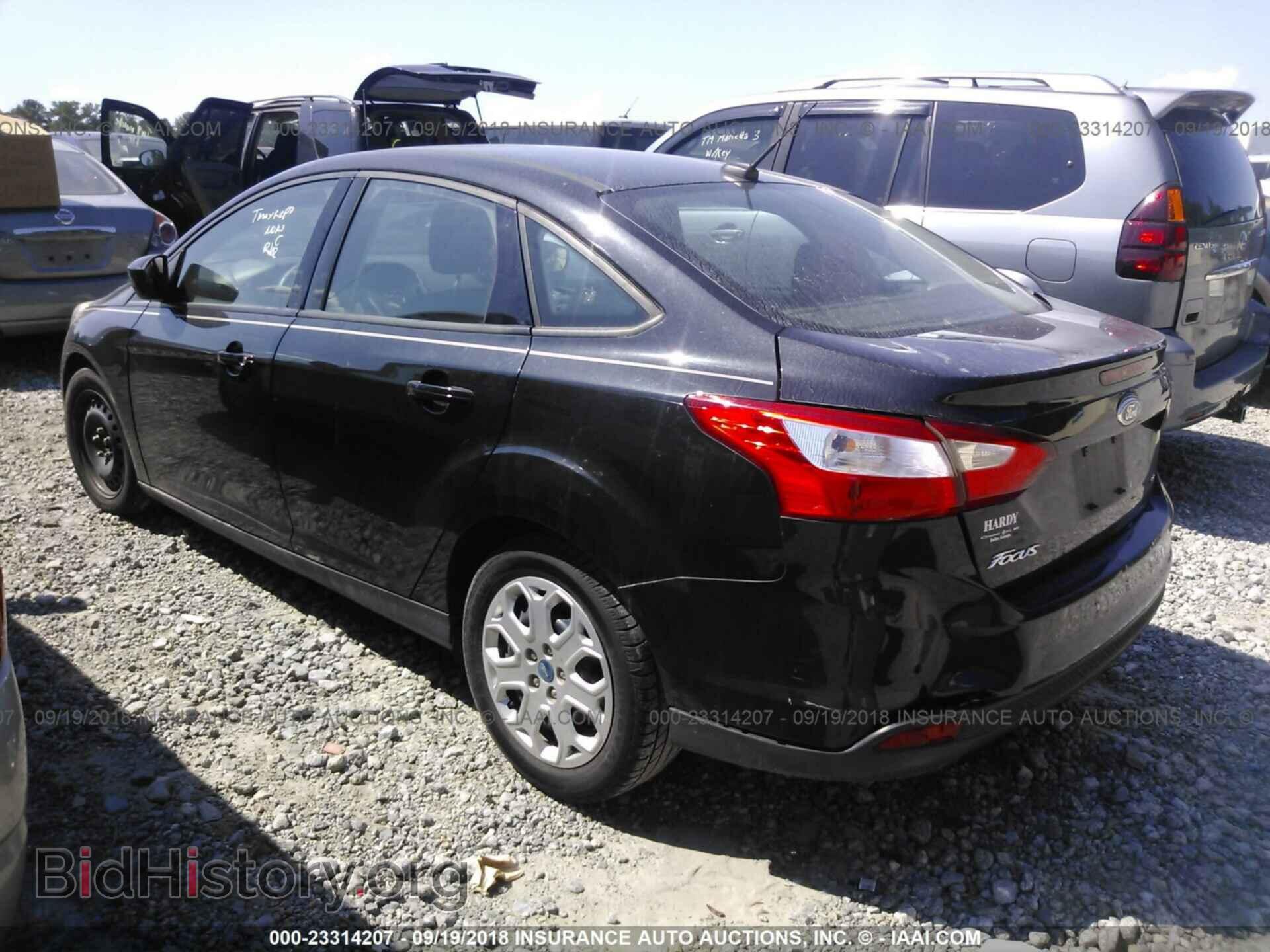 2012 Ford Focus - VIN: 1FAHP3F24CL148542 - Фото 3