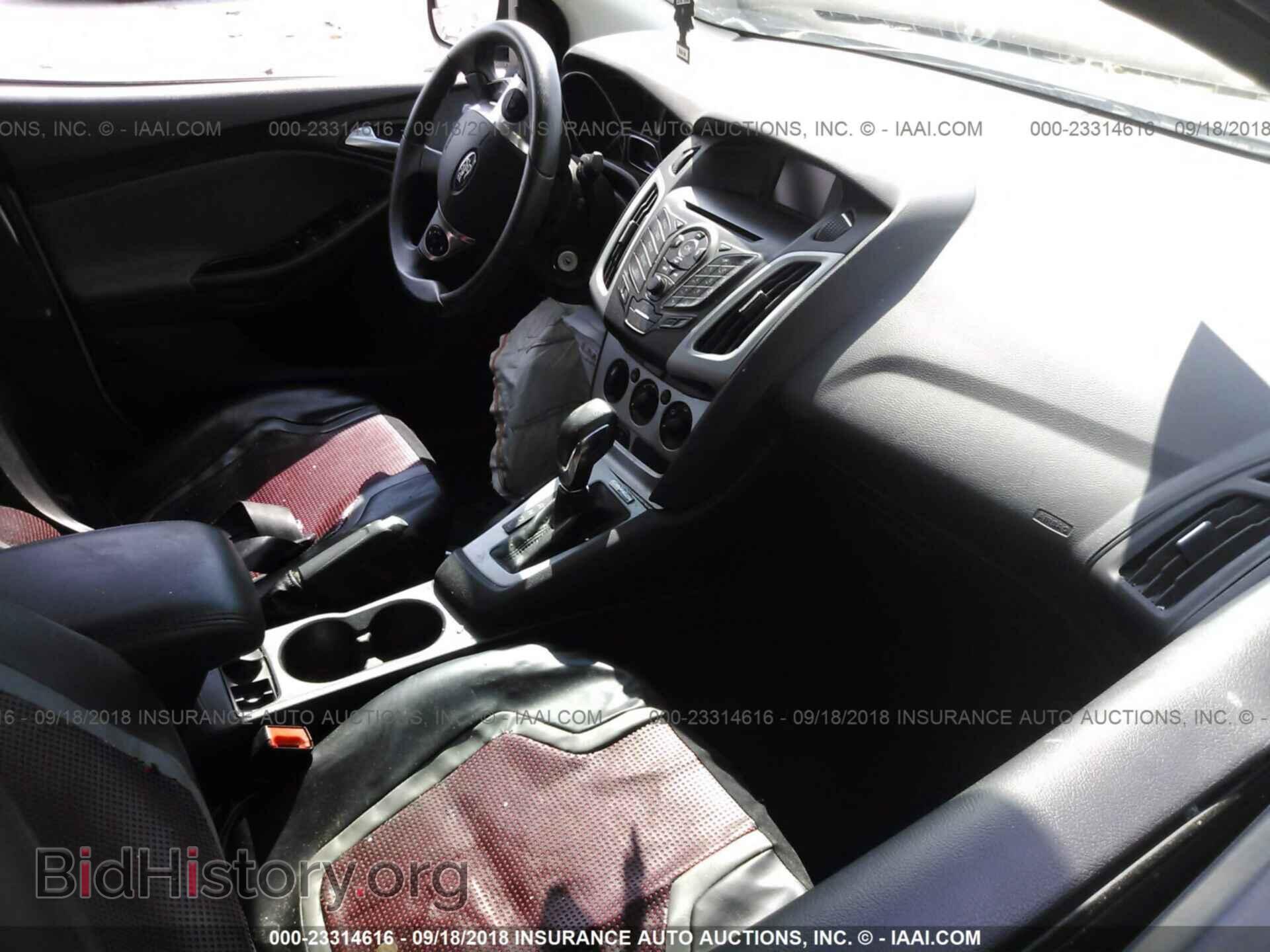 2014 Ford Focus - VIN: 1FADP3F20EL362087 - Photo 5