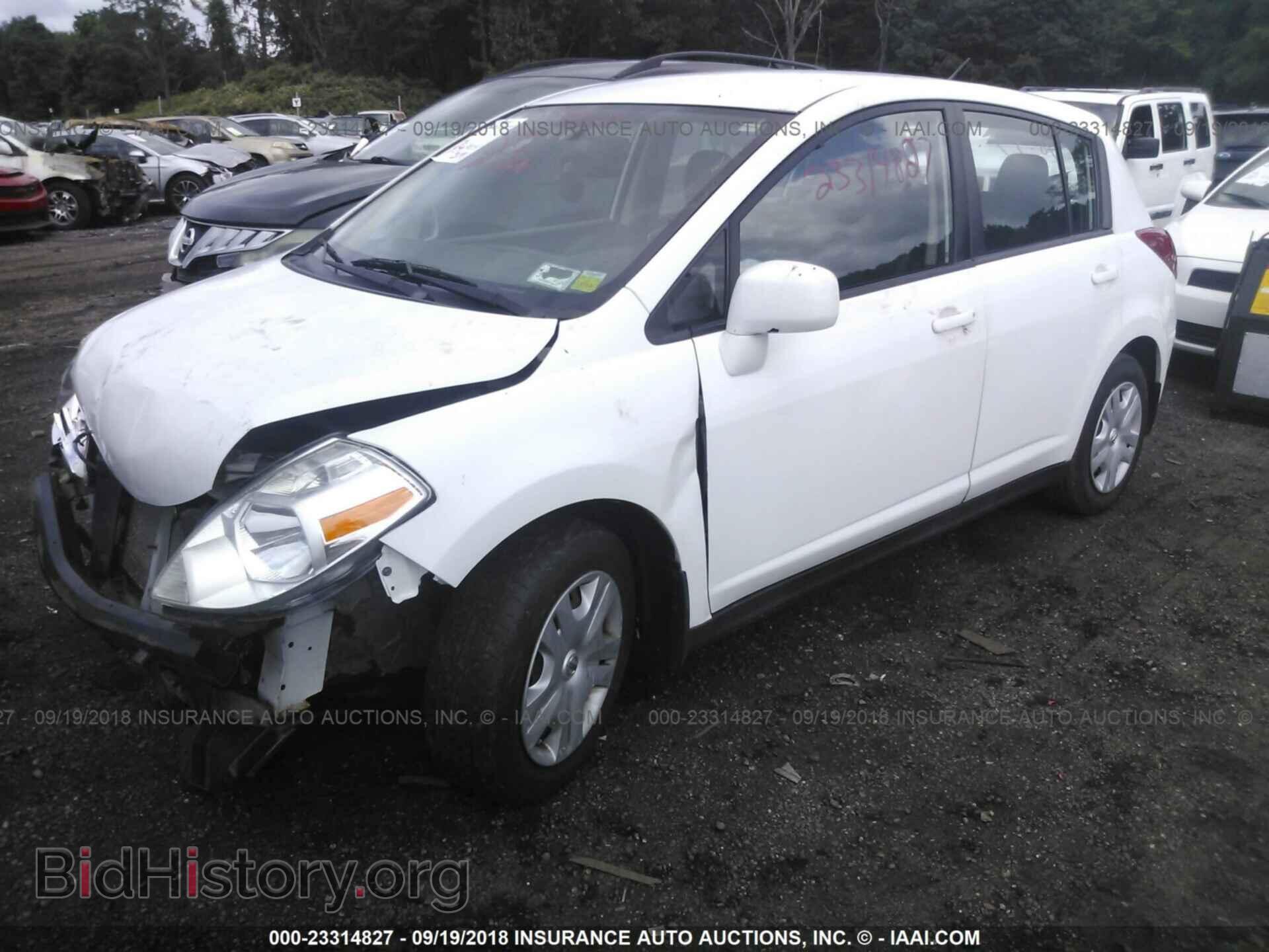 2011 Nissan Versa - VIN: 3N1BC1CP7BL498270 - Фото 2