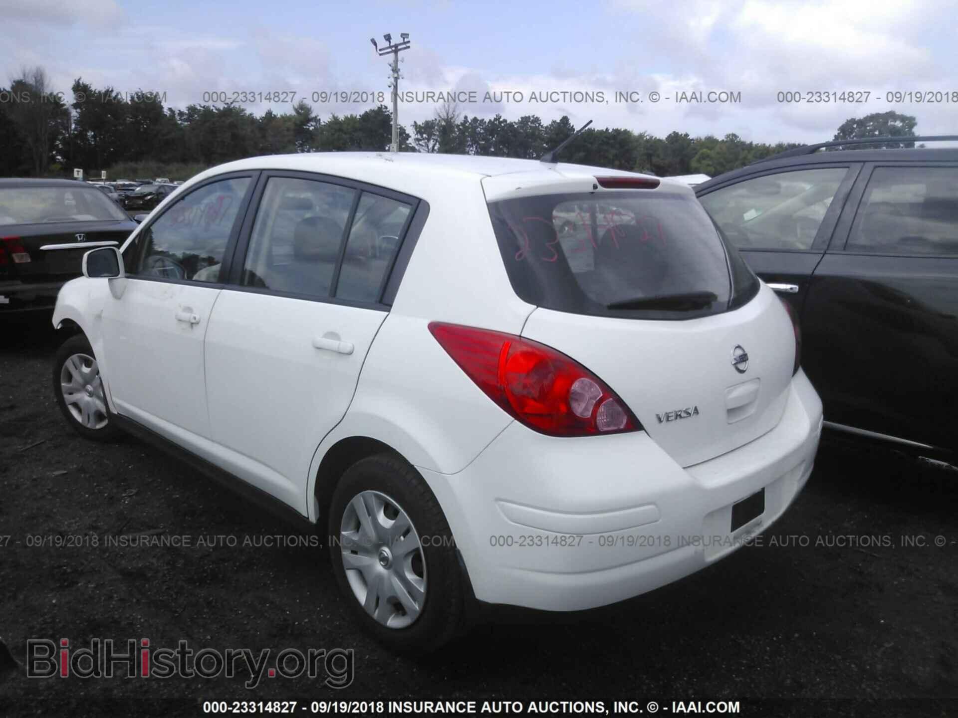 2011 Nissan Versa - VIN: 3N1BC1CP7BL498270 - Фото 3