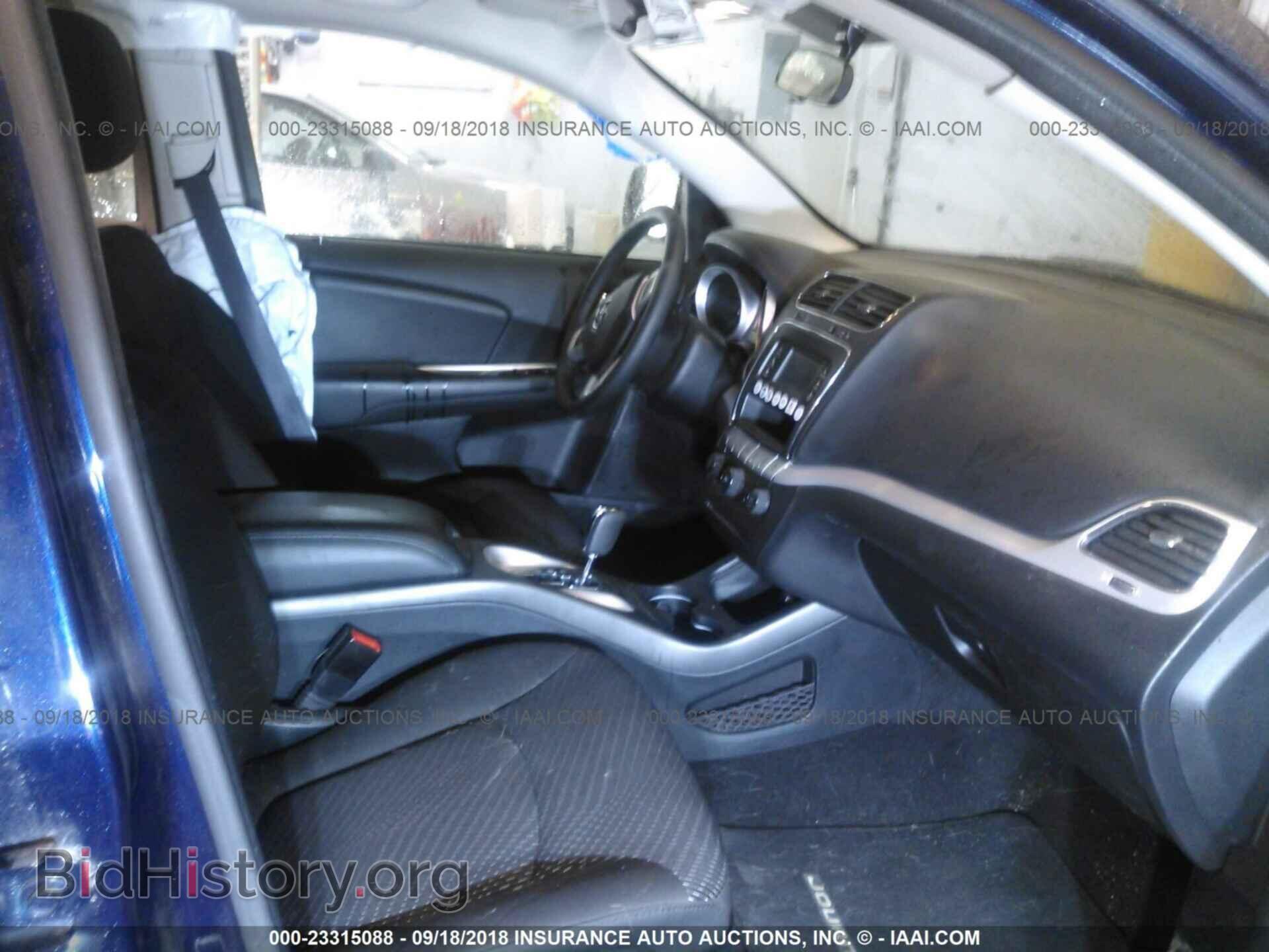 2017 Dodge Journey - VIN: 3C4PDCABXHT569165 - Photo 5