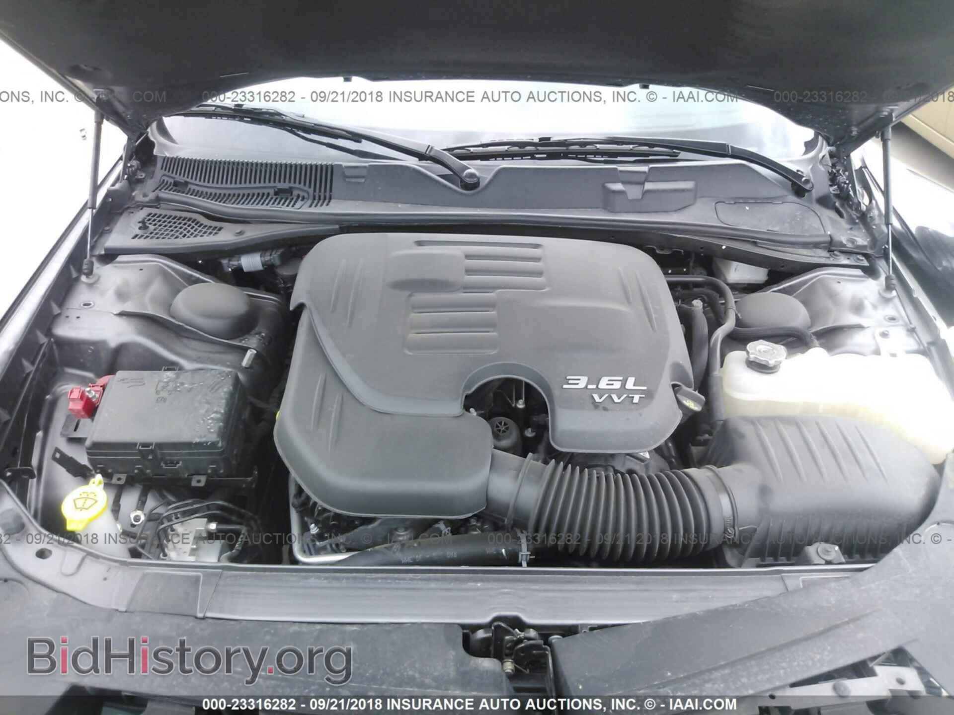 2018 Dodge Challenger - VIN: 2C3CDZAG4JH205078 - Photo 10