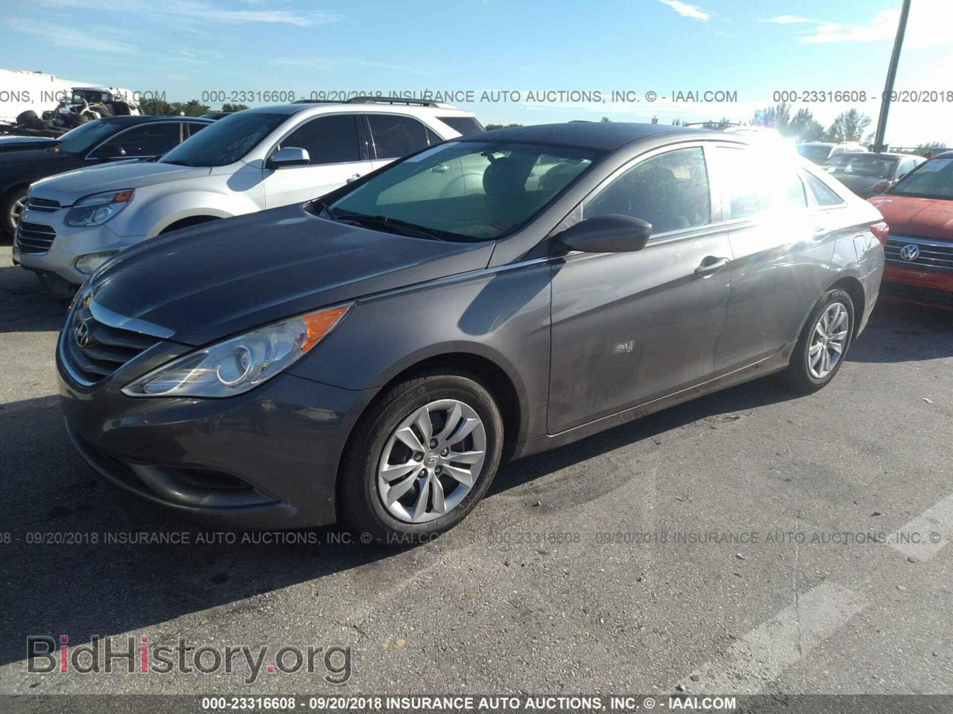 2012 Hyundai Sonata - VIN: 5NPEB4AC9CH364392 - Фото 2