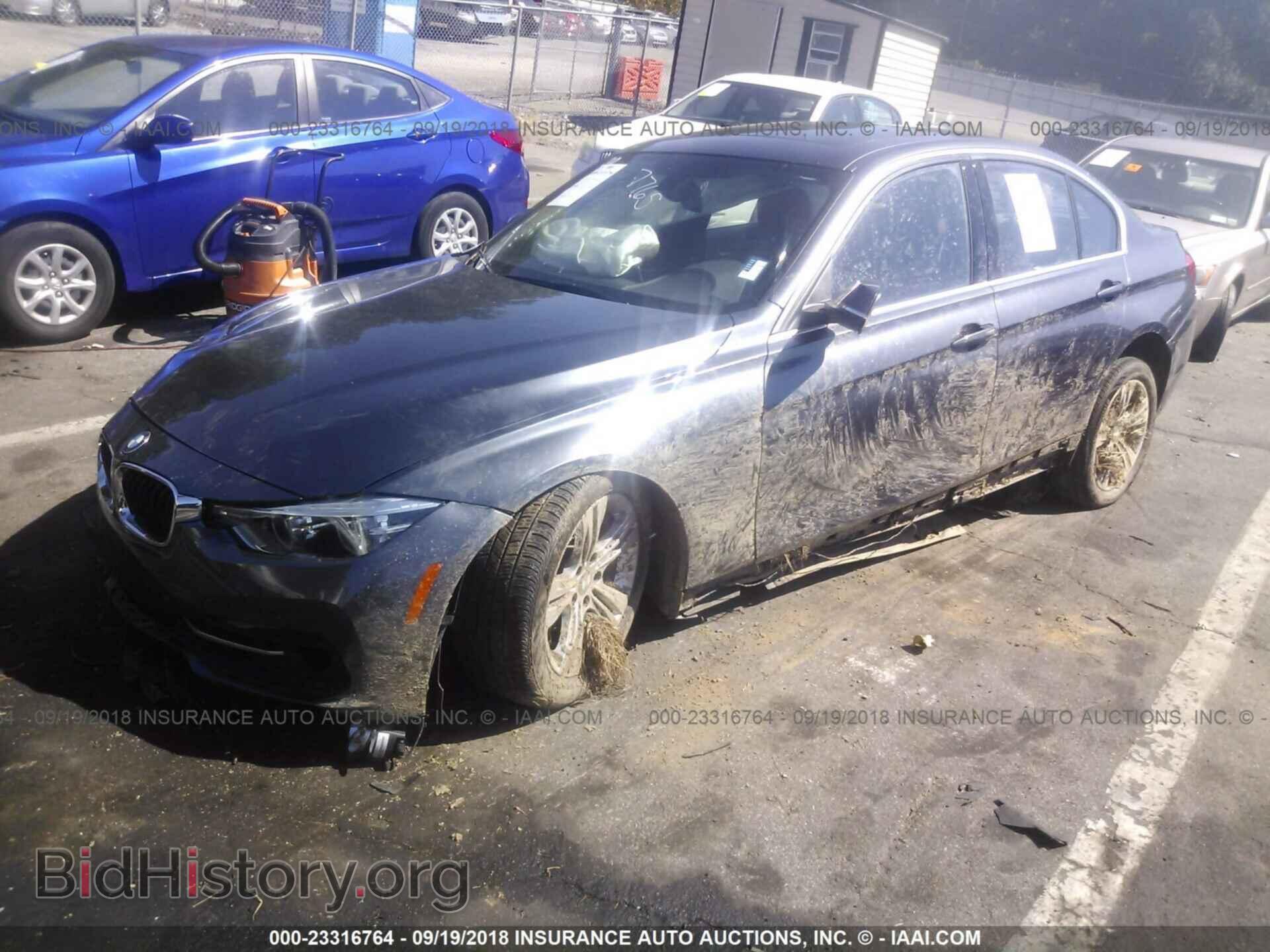 2017 Bmw 330 - VIN: WBA8B9G58HNU49070 - Фото 2