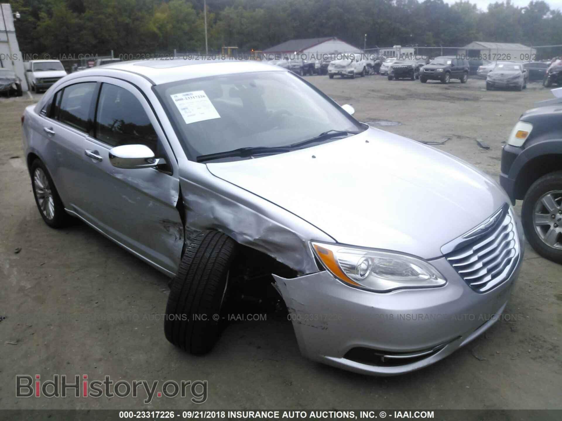 Фотография 1C3CCBCG1CN124217 - Chrysler 200 2012