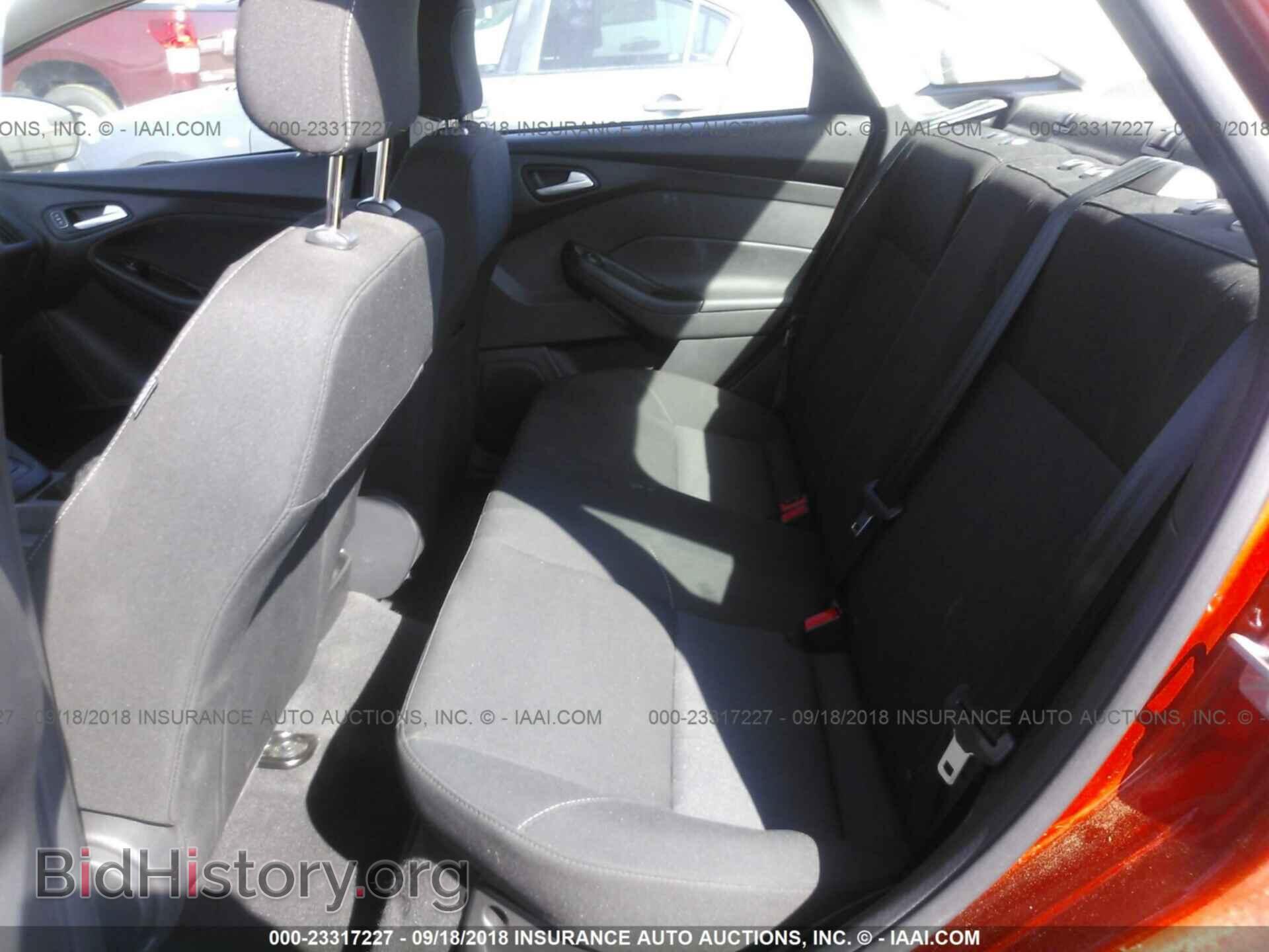 2018 Ford Focus - VIN: 1FADP3F21JL240381 - Фото 8