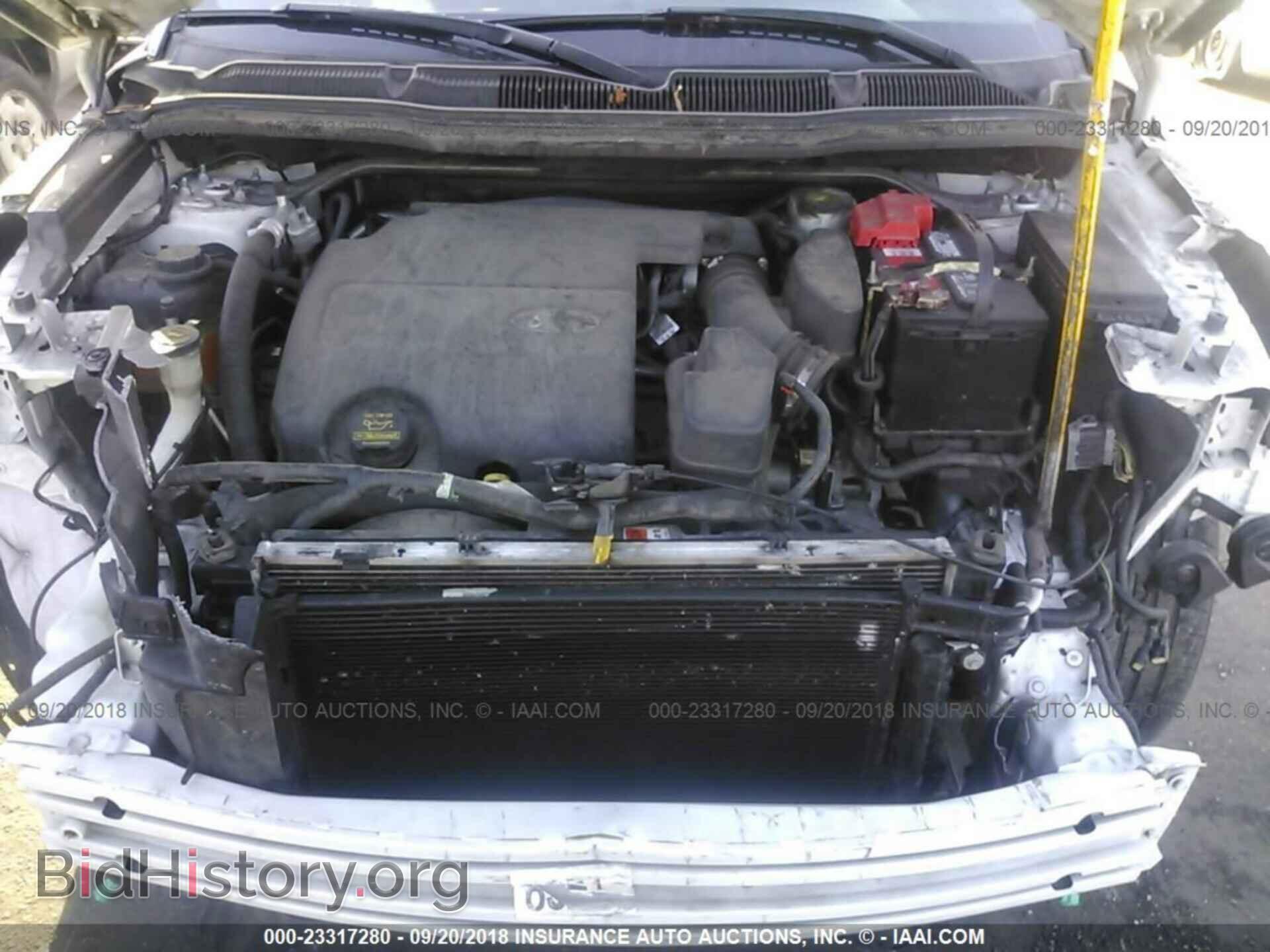 2012 Ford Explorer - VIN: 1FMHK7F85CGA84102 - Photo 10