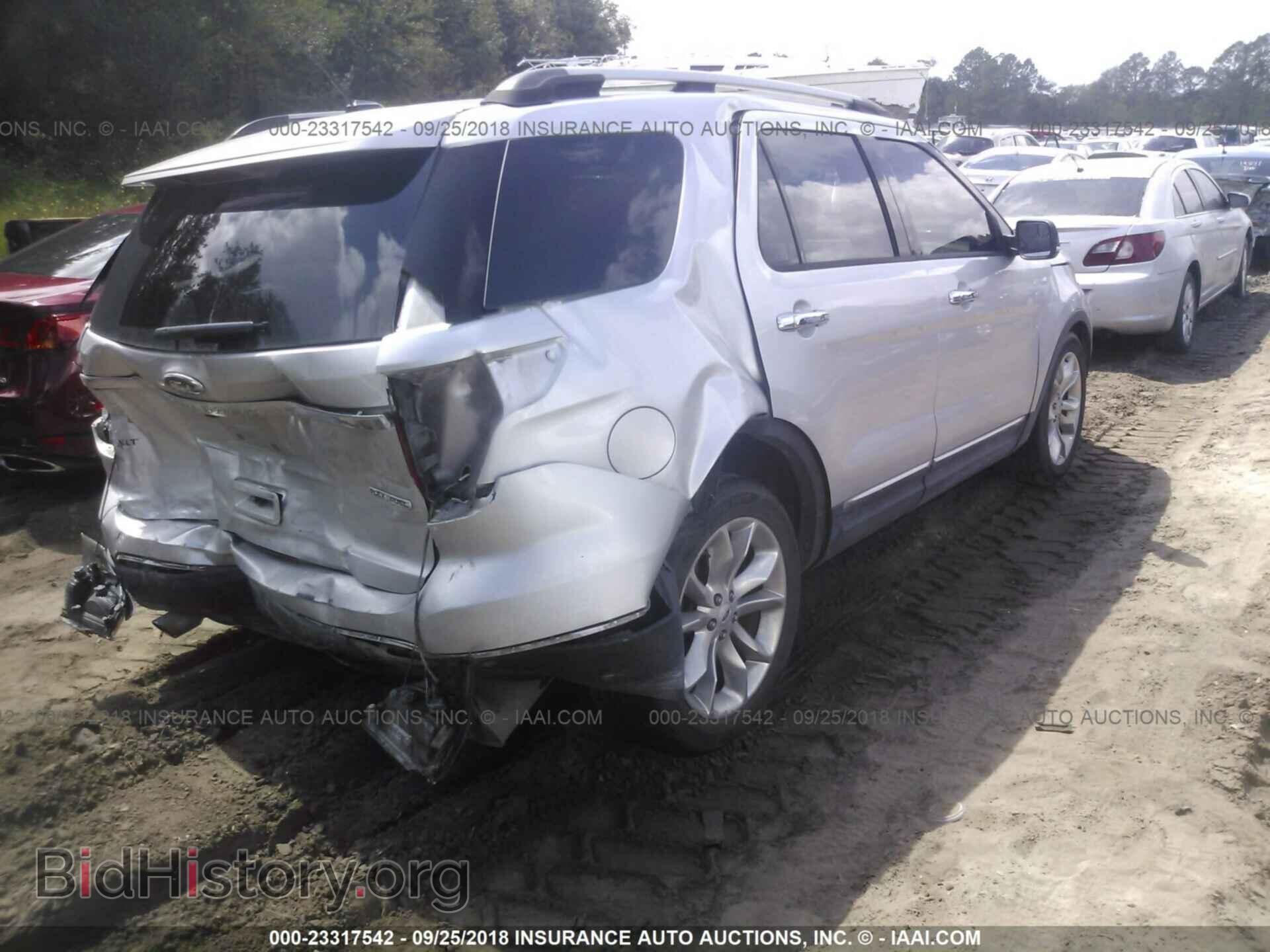 2013 Ford Explorer - VIN: 1FM5K7D82DGC58070 - Photo 4