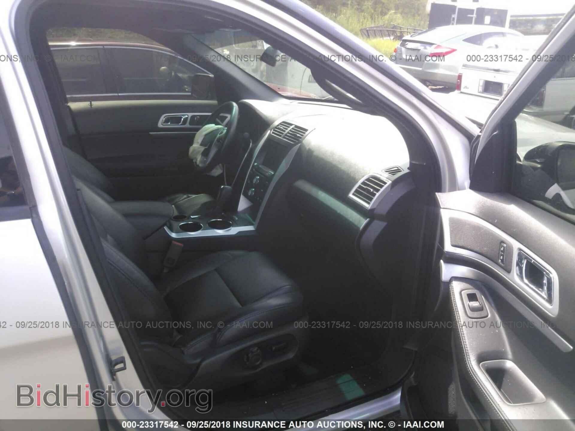 2013 Ford Explorer - VIN: 1FM5K7D82DGC58070 - Photo 5