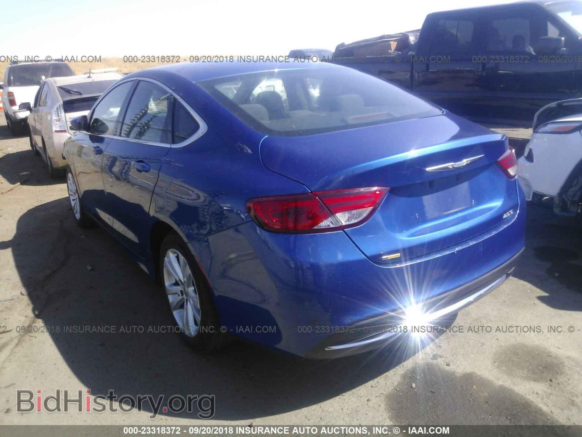 2015 Chrysler 200 - VIN: 1C3CCCAB3FN574422 - Photo 3