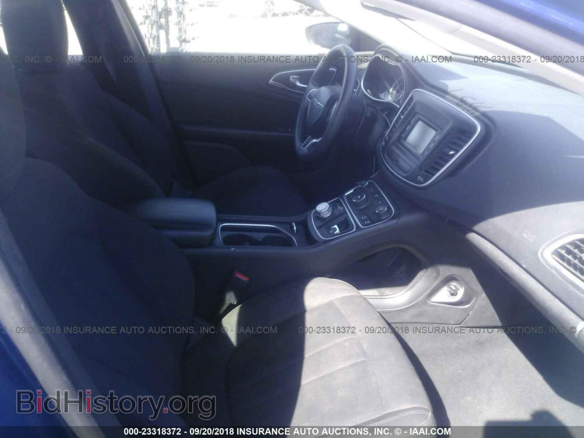 2015 Chrysler 200 - VIN: 1C3CCCAB3FN574422 - Photo 5