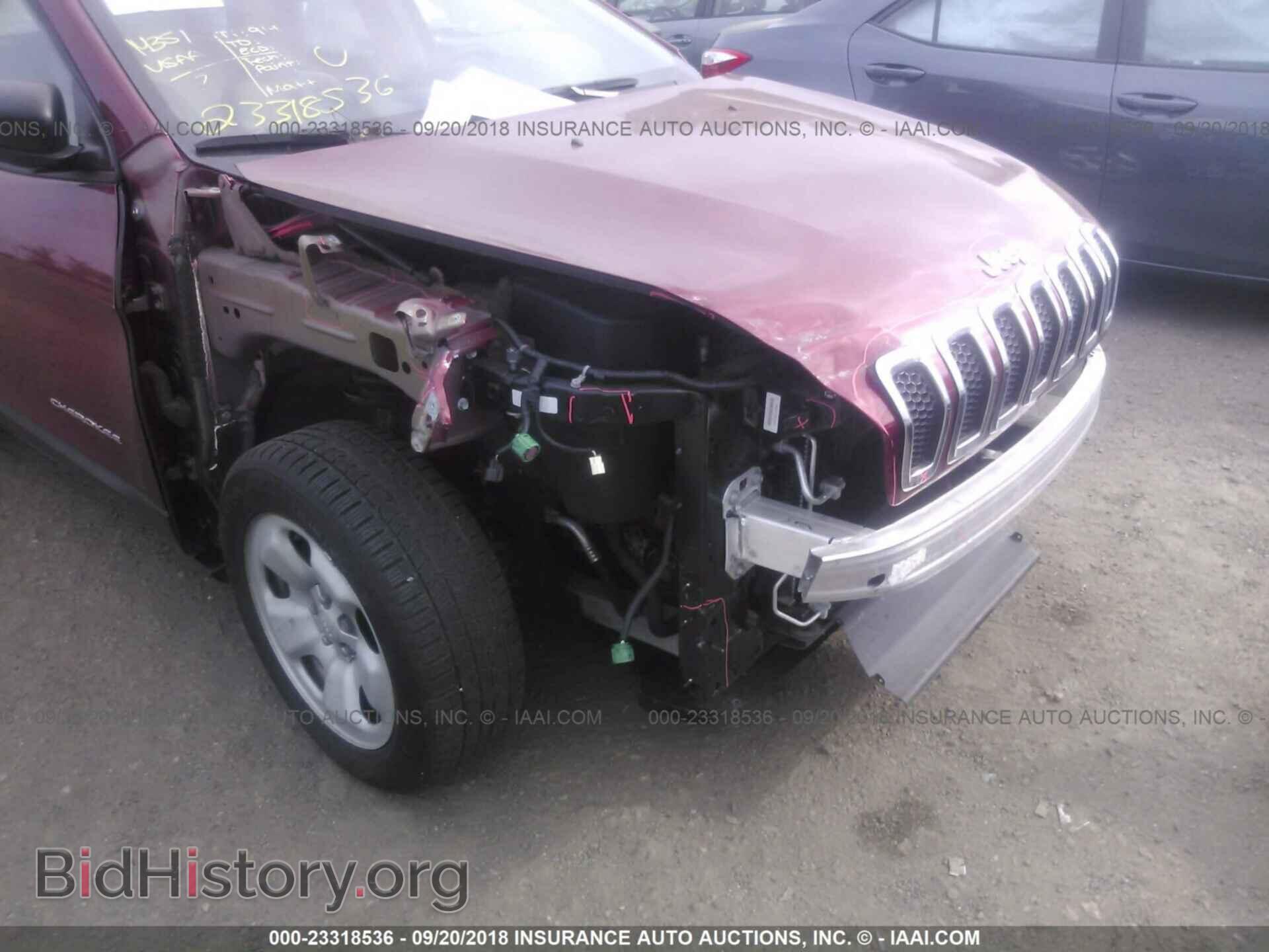 2015 Jeep Cherokee - VIN: 1C4PJLAB0FW762103 - Photo 6