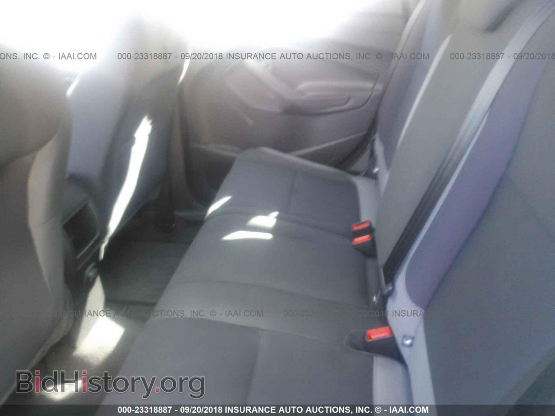 2014 Ford Escape - VIN: 1FMCU0F76EUA12820 - Photo 8