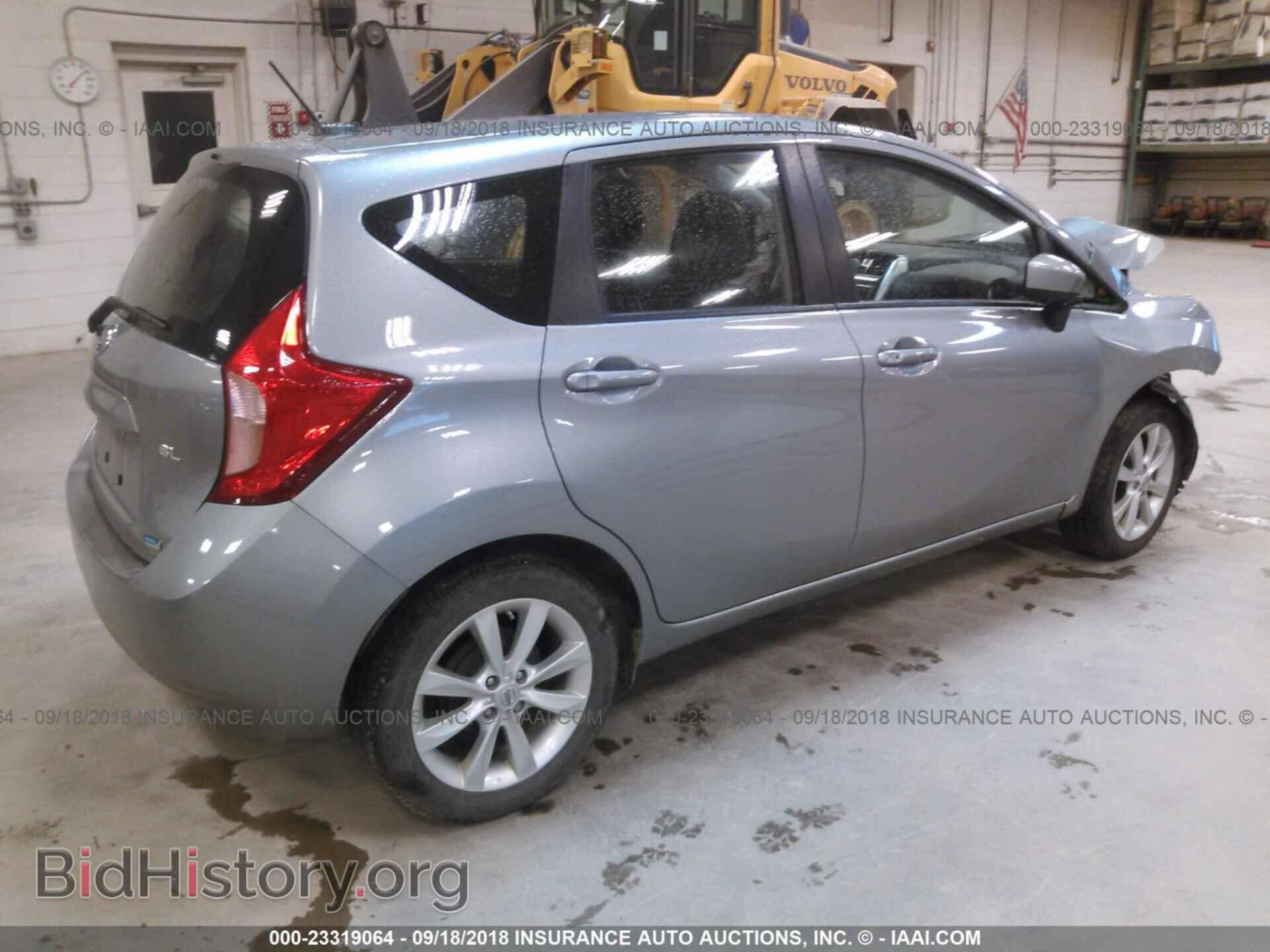 2015 Nissan Versa note - VIN: 3N1CE2CP2FL446121 - Photo 4