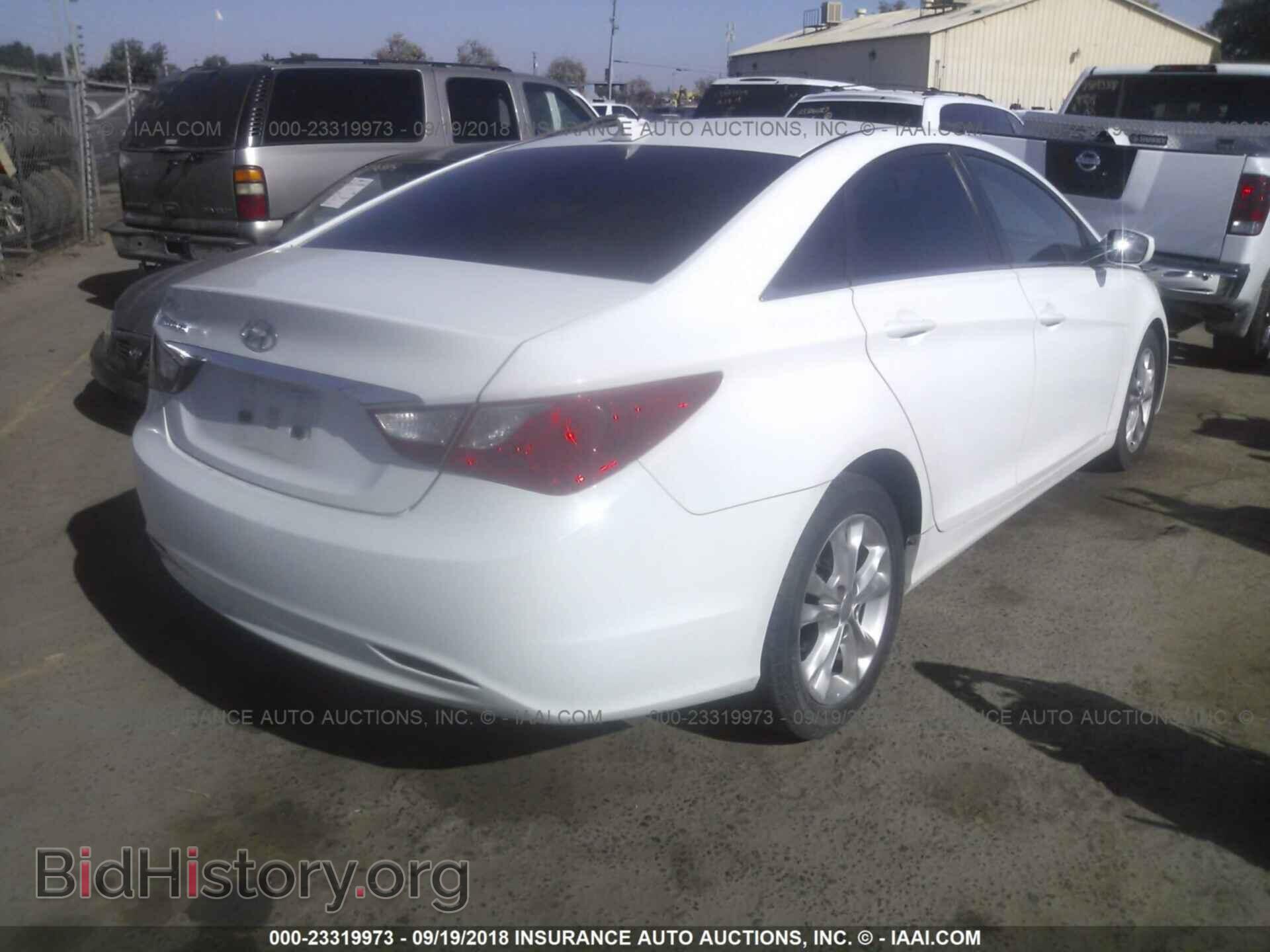 2012 Hyundai Sonata - VIN: 5NPEB4AC2CH355243 - Photo 4