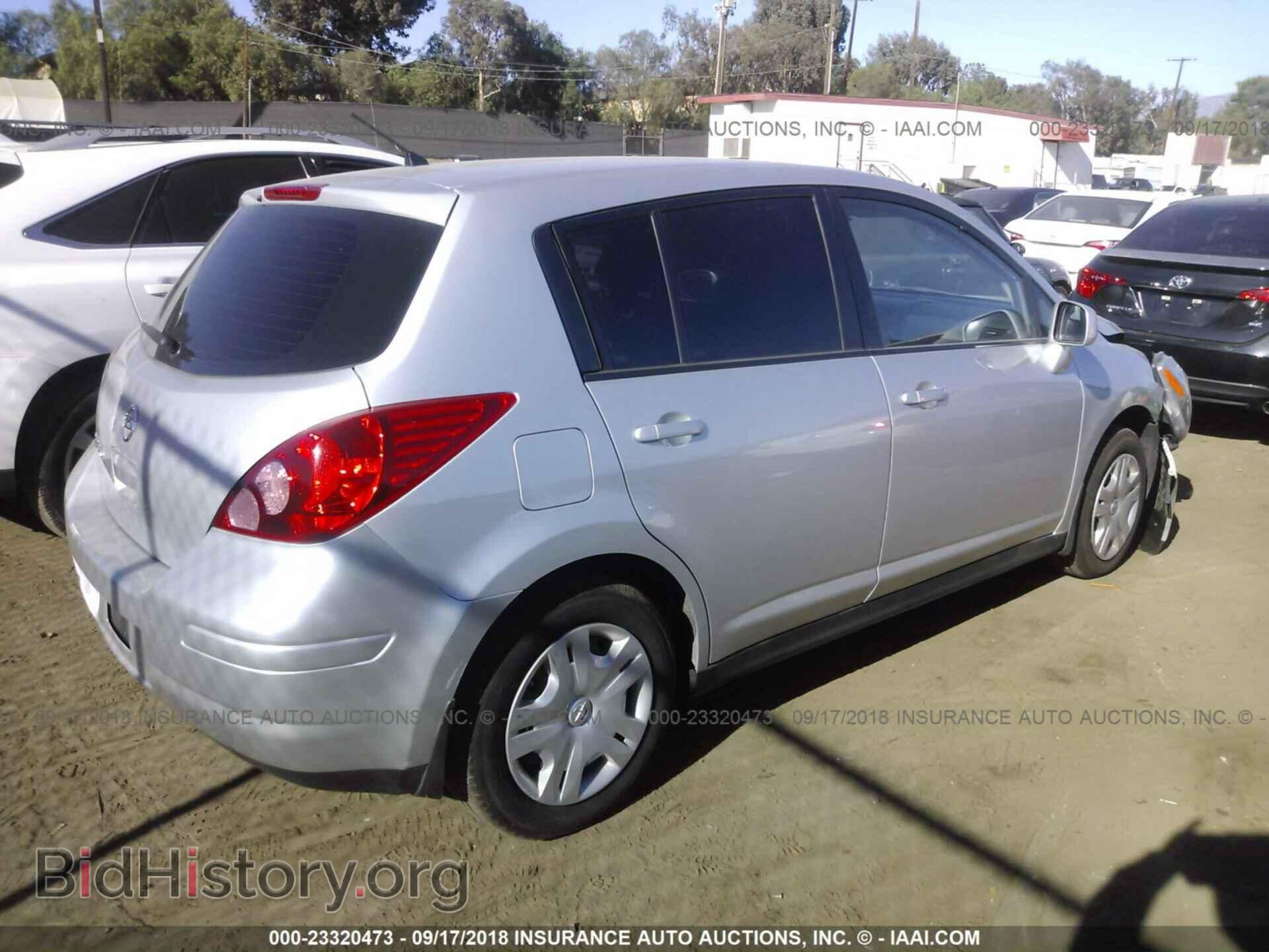 2011 Nissan Versa - VIN: 3N1BC1CP2BL448165 - Photo 4