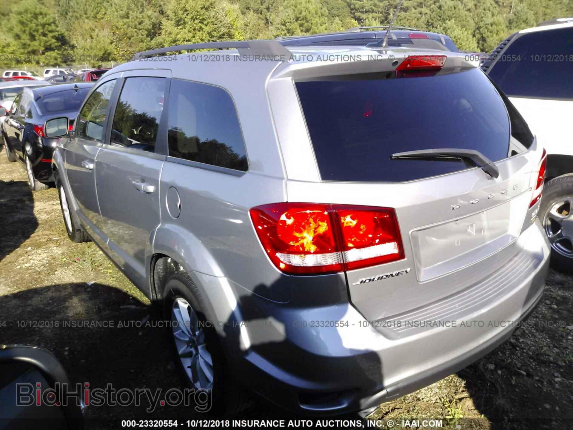 2017 Dodge Journey - VIN: 3C4PDCBG5HT589477 - Photo 3