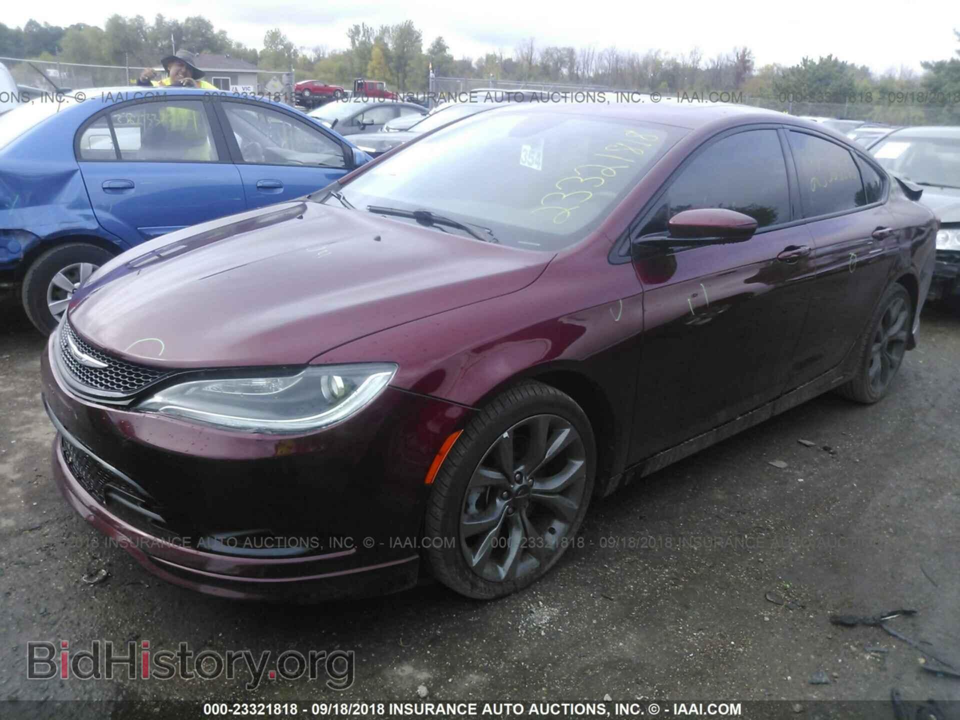 2016 Chrysler 200 - VIN: 1C3CCCBG9GN108327 - Photo 2
