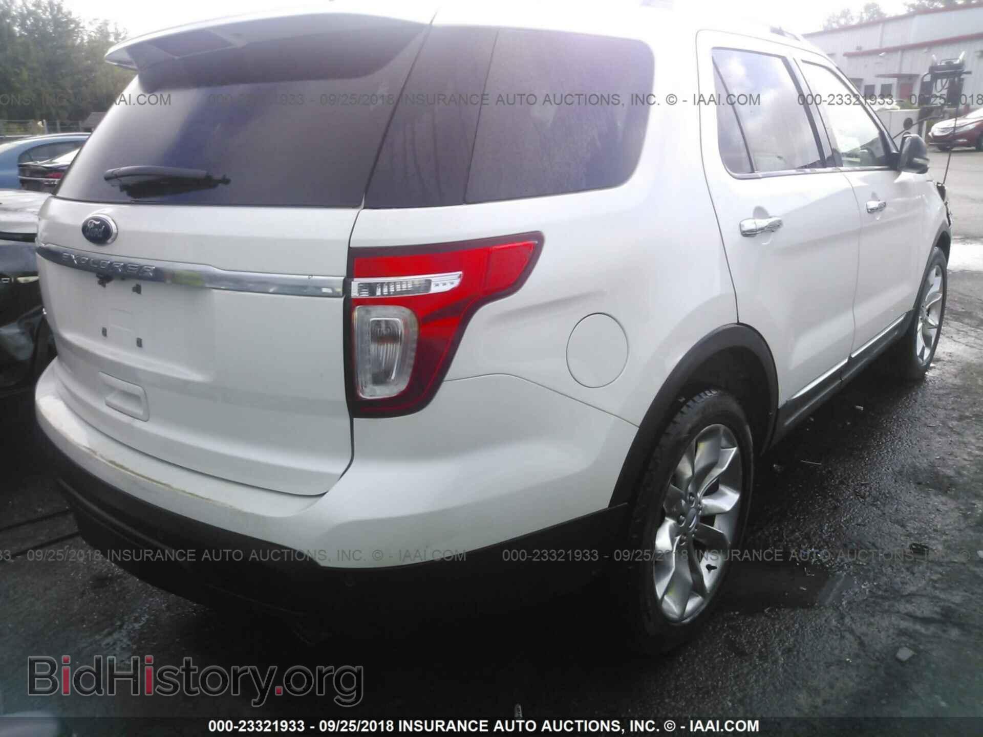 2013 Ford Explorer - VIN: 1FM5K7D87DGA33529 - Photo 4