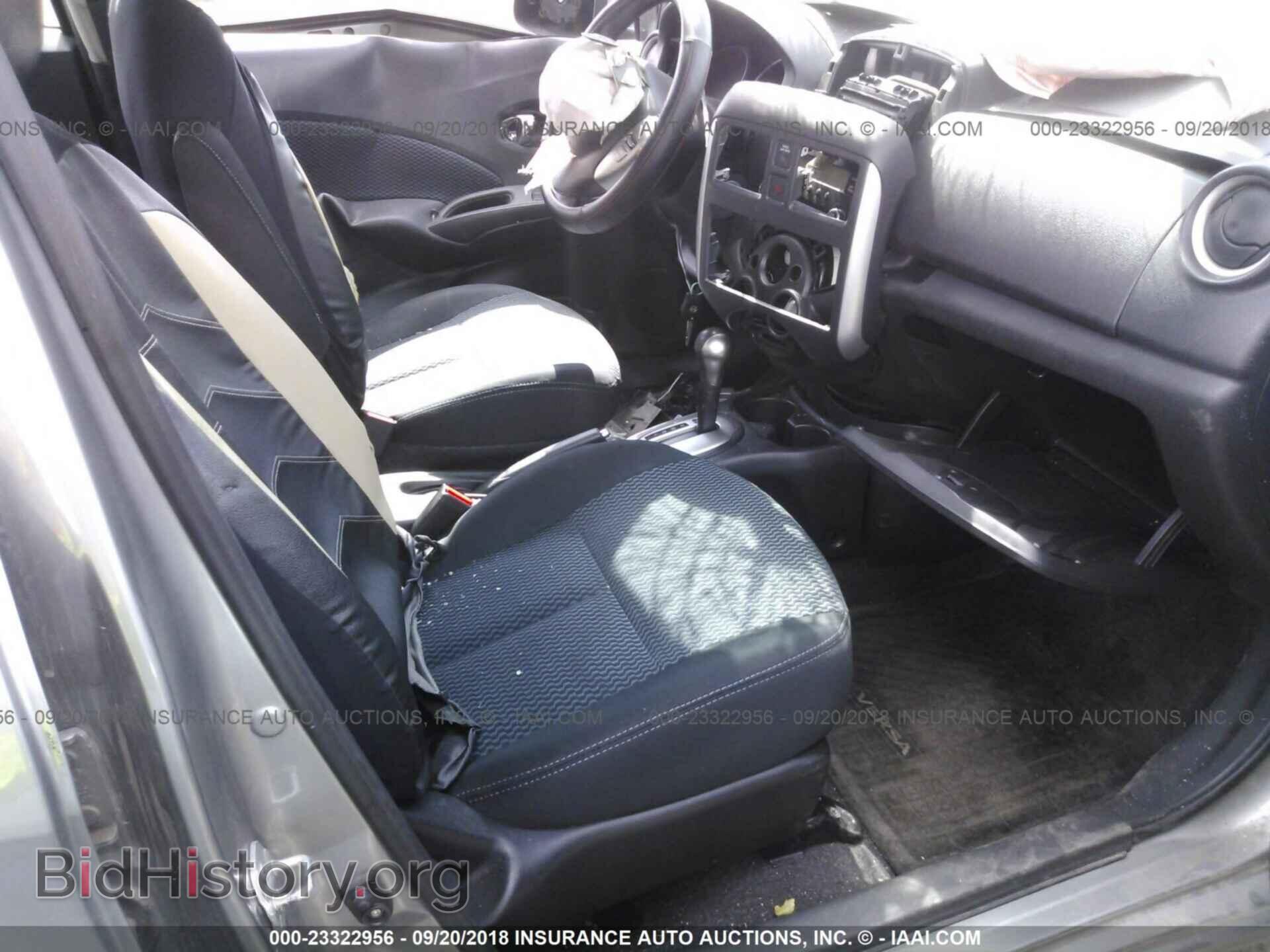 2014 Nissan Versa note - VIN: 3N1CE2CP8EL372394 - Photo 5
