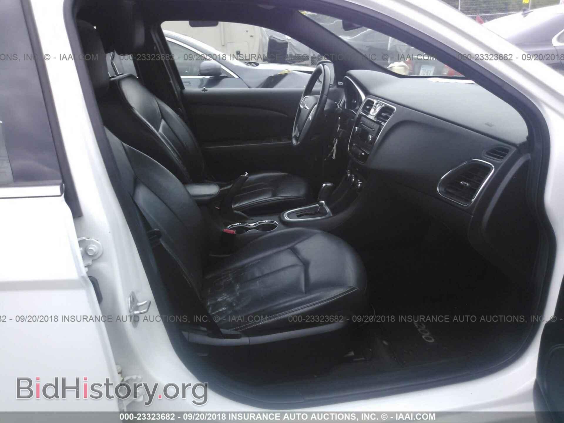 2013 Chrysler 200 - VIN: 1C3CCBCG4DN575482 - Фото 5