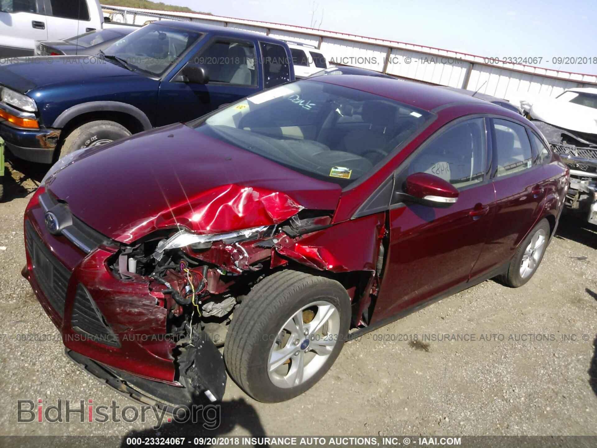 2014 Ford Focus - VIN: 1FADP3F28EL224393 - Фото 2