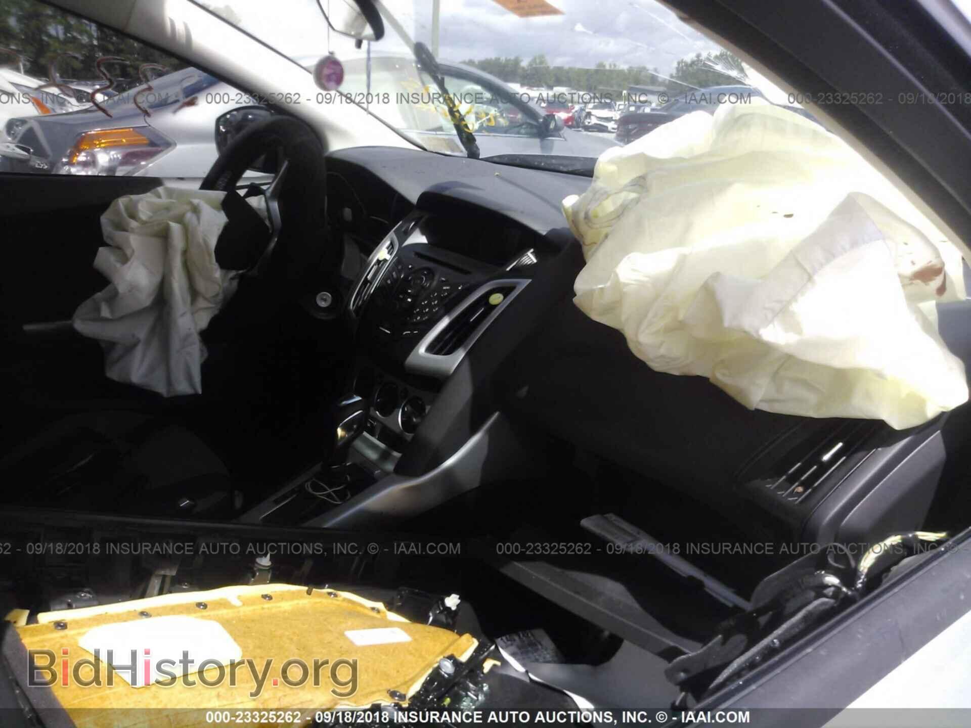 2012 Ford Focus - VIN: 1FAHP3F2XCL419216 - Фото 5