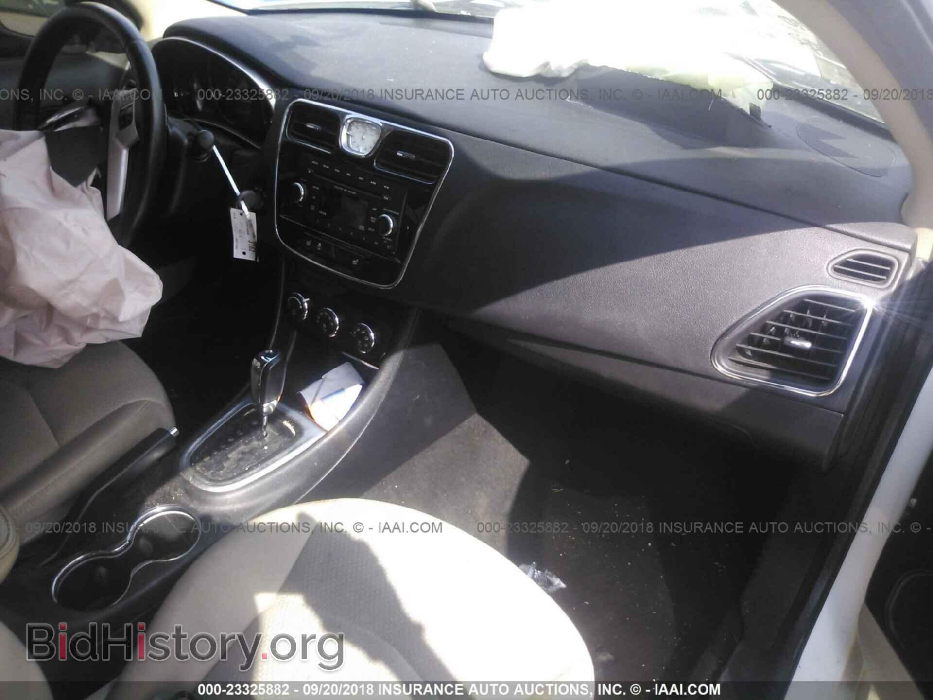 2012 CHRYSLER 200 - VIN: 1C3CCBBB4CN113119 - Фото 5